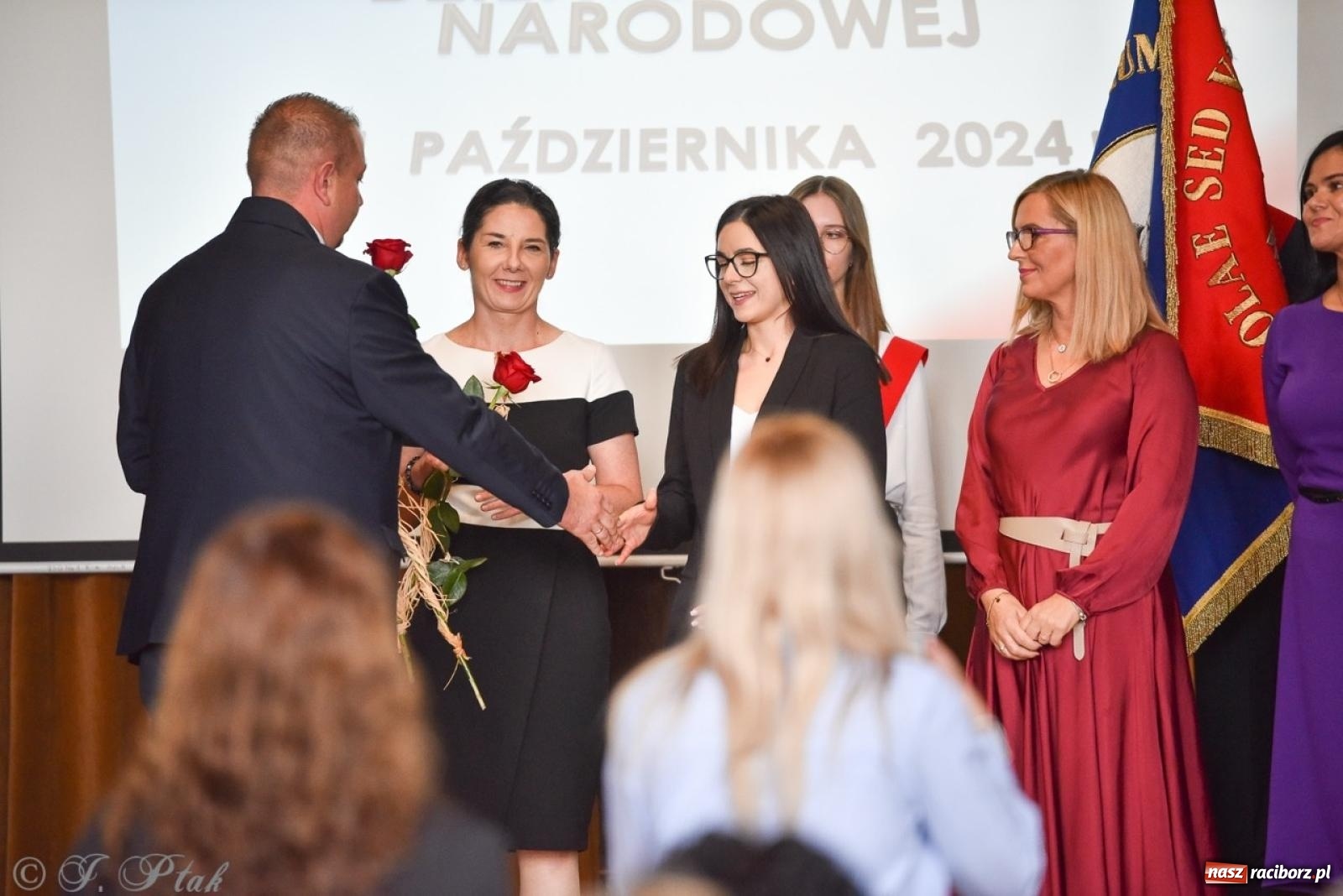 Zdjęcie w galerii na portalu naszraciborz.pl: Powiatowy Dzień Edukacji Narodowej w I LO [FOTO] wiadomości z regionu