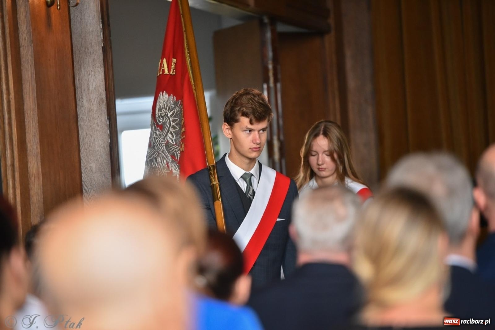 Zdjęcie w galerii na portalu naszraciborz.pl: Powiatowy Dzień Edukacji Narodowej w I LO [FOTO] wiadomości z regionu
