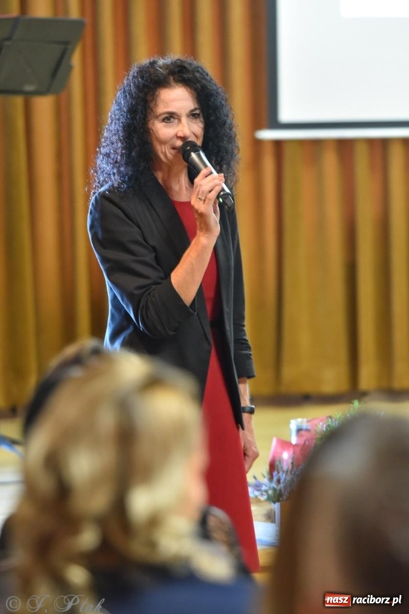 Zdjęcie w galerii na portalu naszraciborz.pl: Powiatowy Dzień Edukacji Narodowej w I LO [FOTO] wiadomości z regionu