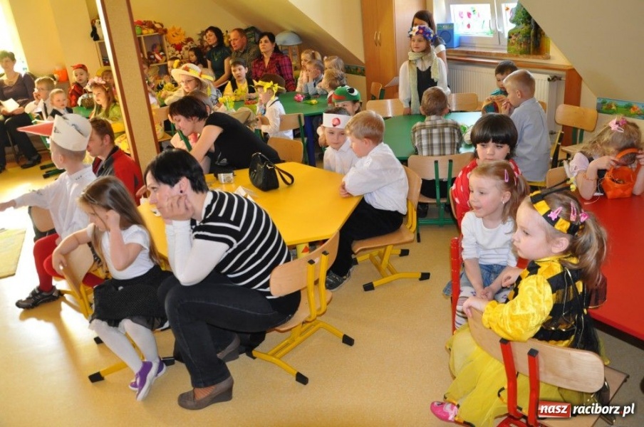 Zdjęcie w galerii na portalu naszraciborz.pl: Wierszami wiosnę witali wiadomości z regionu