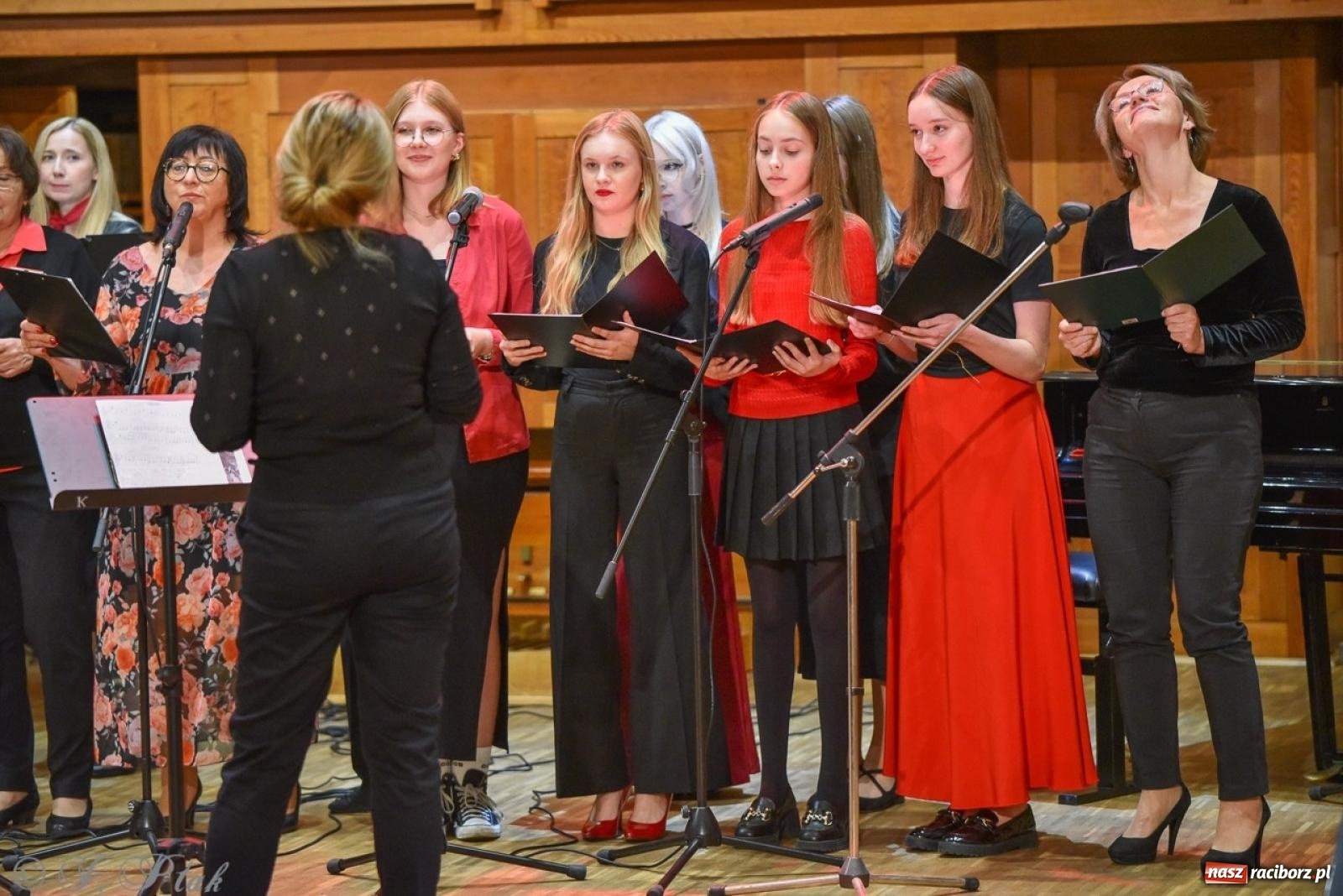 Zdjęcie w galerii na portalu naszraciborz.pl: PSM. Koncert i nagrody z okazji Dnia Edukacji Narodowej w Raciborzu wiadomości z regionu