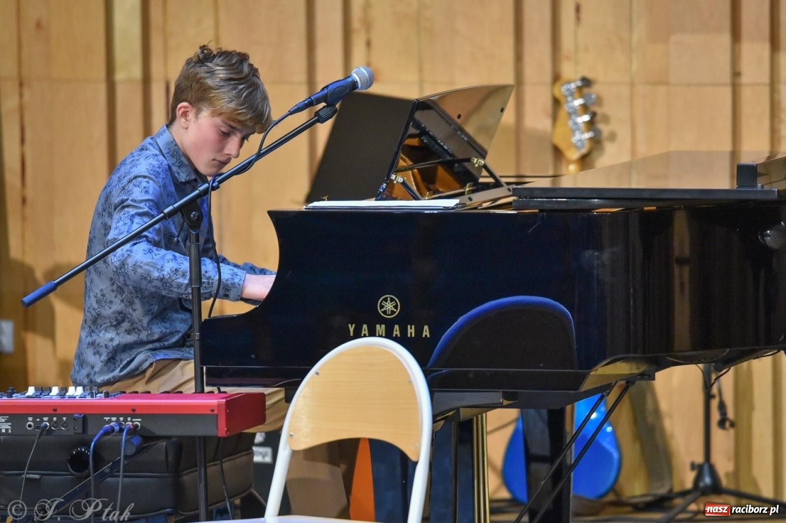 Zdjęcie w galerii na portalu naszraciborz.pl: PSM. Koncert i nagrody z okazji Dnia Edukacji Narodowej w Raciborzu wiadomości z regionu