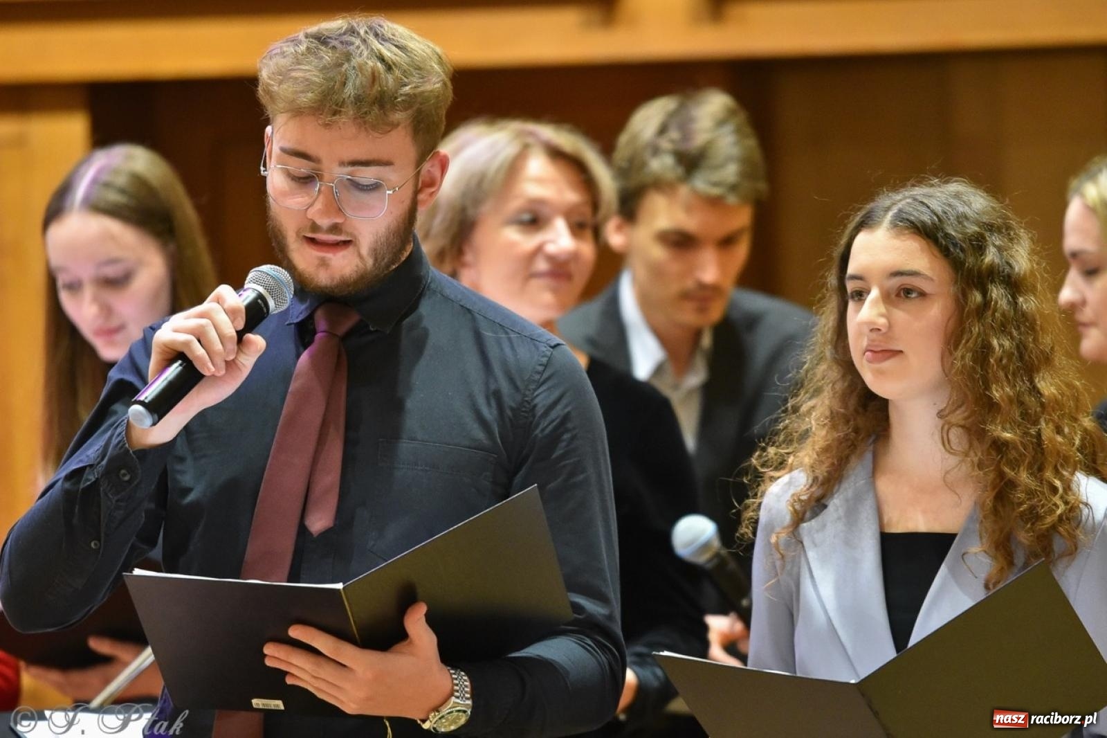 Zdjęcie w galerii na portalu naszraciborz.pl: PSM. Koncert i nagrody z okazji Dnia Edukacji Narodowej w Raciborzu wiadomości z regionu