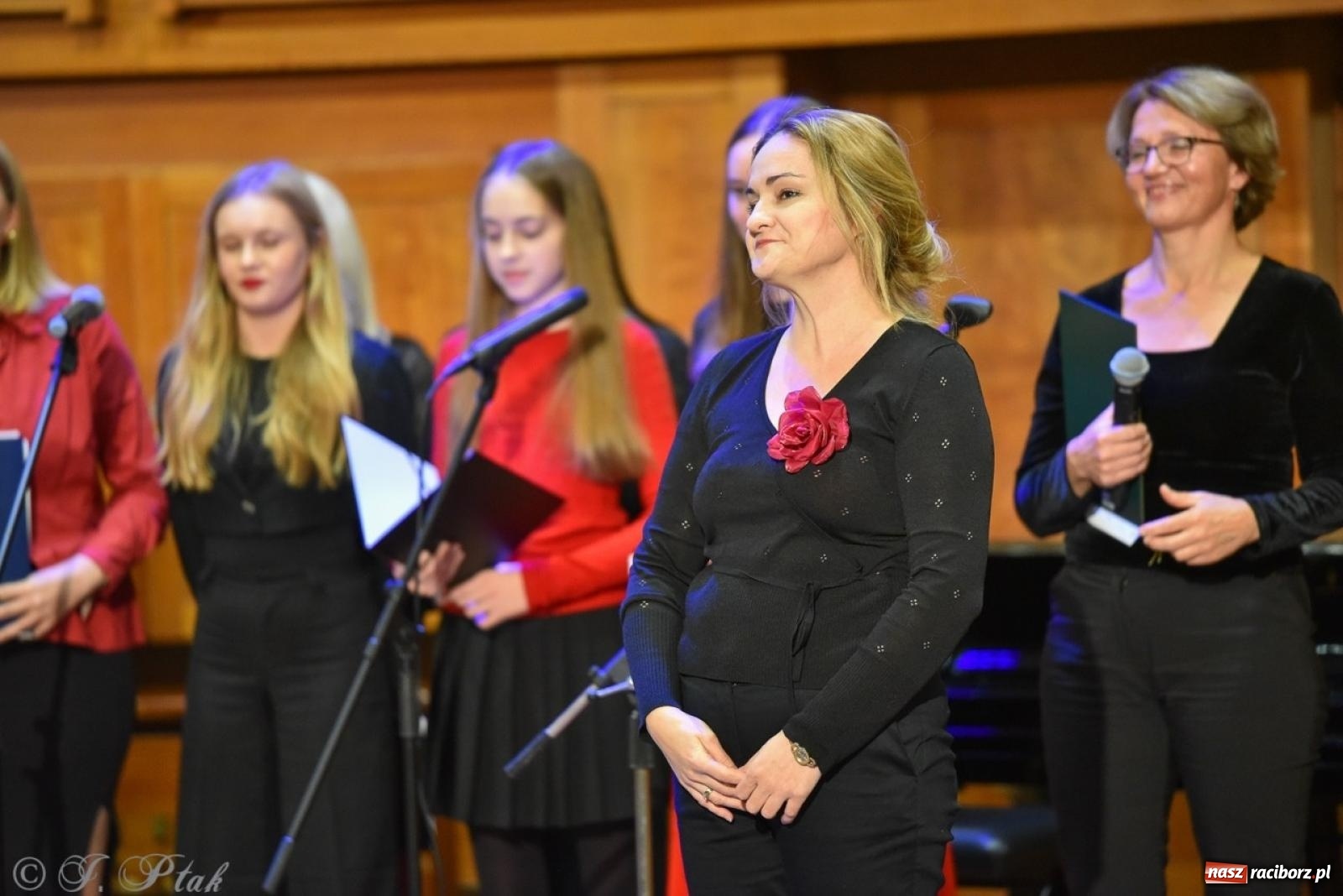 Zdjęcie w galerii na portalu naszraciborz.pl: PSM. Koncert i nagrody z okazji Dnia Edukacji Narodowej w Raciborzu wiadomości z regionu