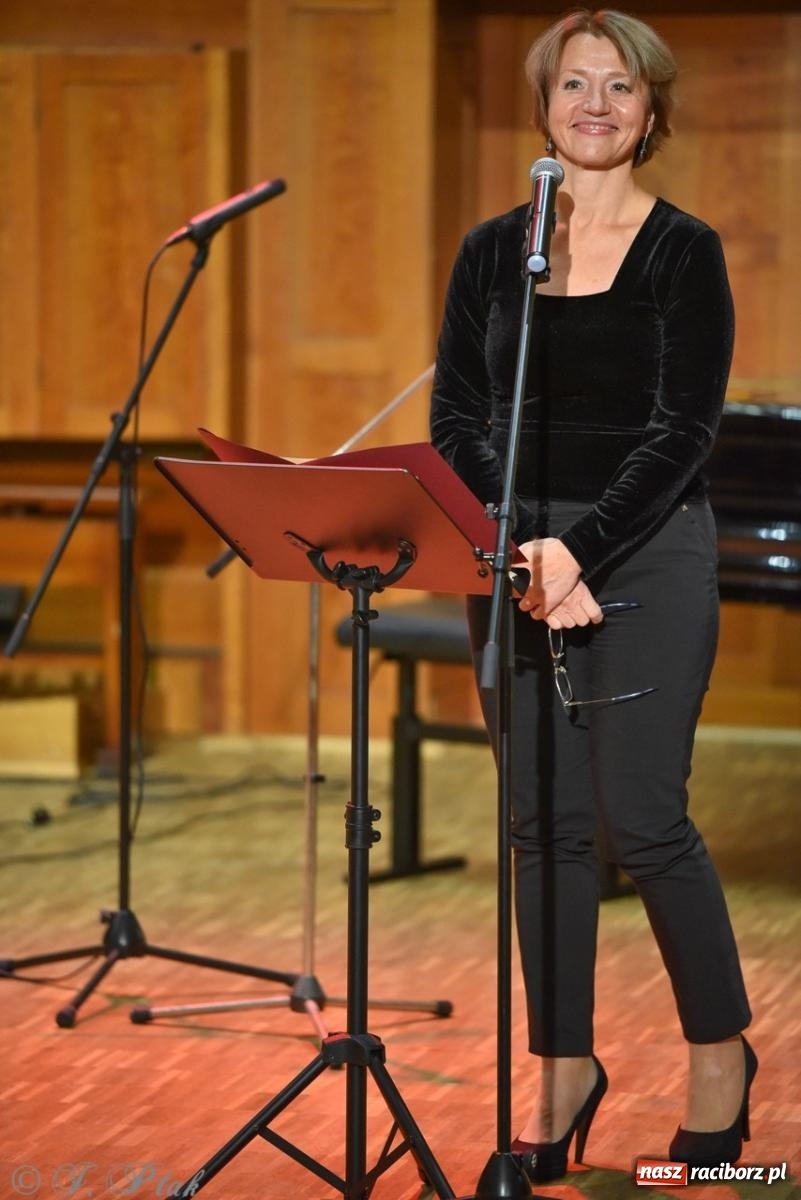 Zdjęcie w galerii na portalu naszraciborz.pl: PSM. Koncert i nagrody z okazji Dnia Edukacji Narodowej w Raciborzu wiadomości z regionu
