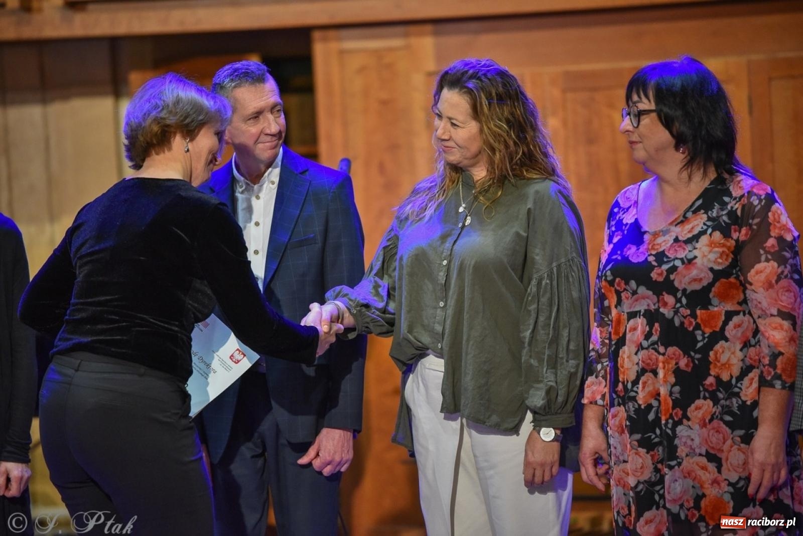 Zdjęcie w galerii na portalu naszraciborz.pl: PSM. Koncert i nagrody z okazji Dnia Edukacji Narodowej w Raciborzu wiadomości z regionu