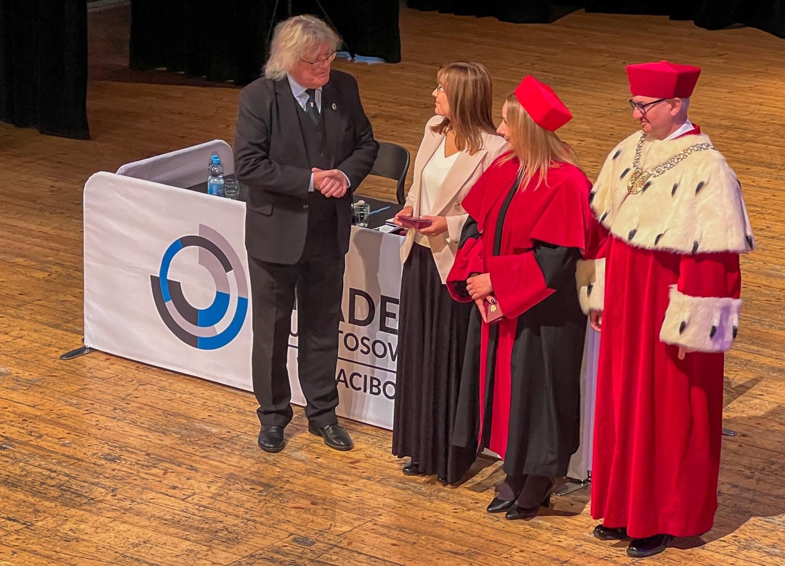 Zdjęcie w galerii na portalu naszraciborz.pl: Raciborska Akademia Nauk Stosowanych zainaugurowała nowy rok akademicki wiadomości z regionu