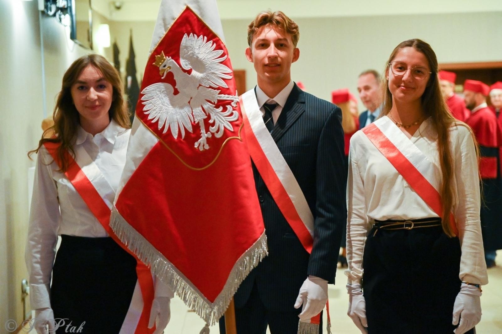 Zdjęcie w galerii na portalu naszraciborz.pl: Raciborska Akademia Nauk Stosowanych zainaugurowała nowy rok akademicki wiadomości z regionu
