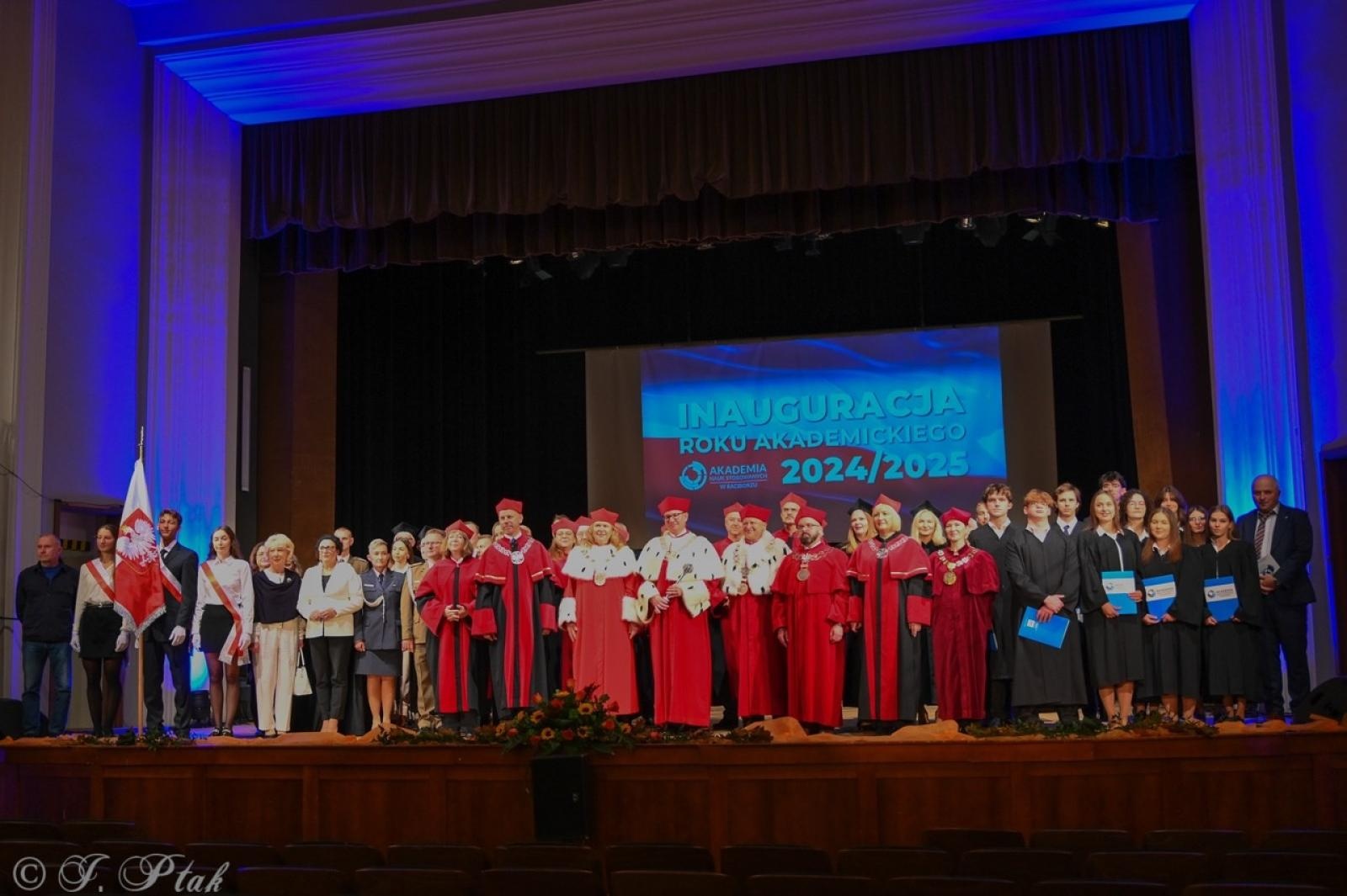 Zdjęcie w galerii na portalu naszraciborz.pl: Raciborska Akademia Nauk Stosowanych zainaugurowała nowy rok akademicki wiadomości z regionu