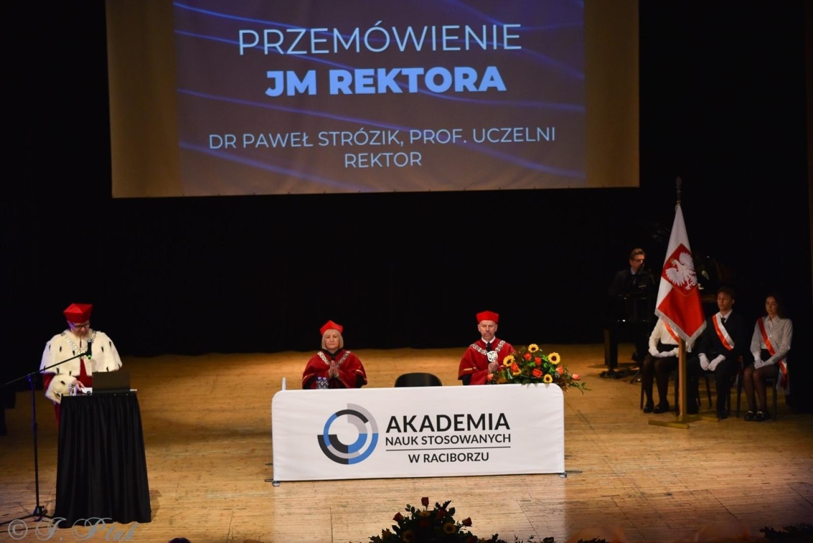 Zdjęcie w galerii na portalu naszraciborz.pl: Raciborska Akademia Nauk Stosowanych zainaugurowała nowy rok akademicki wiadomości z regionu