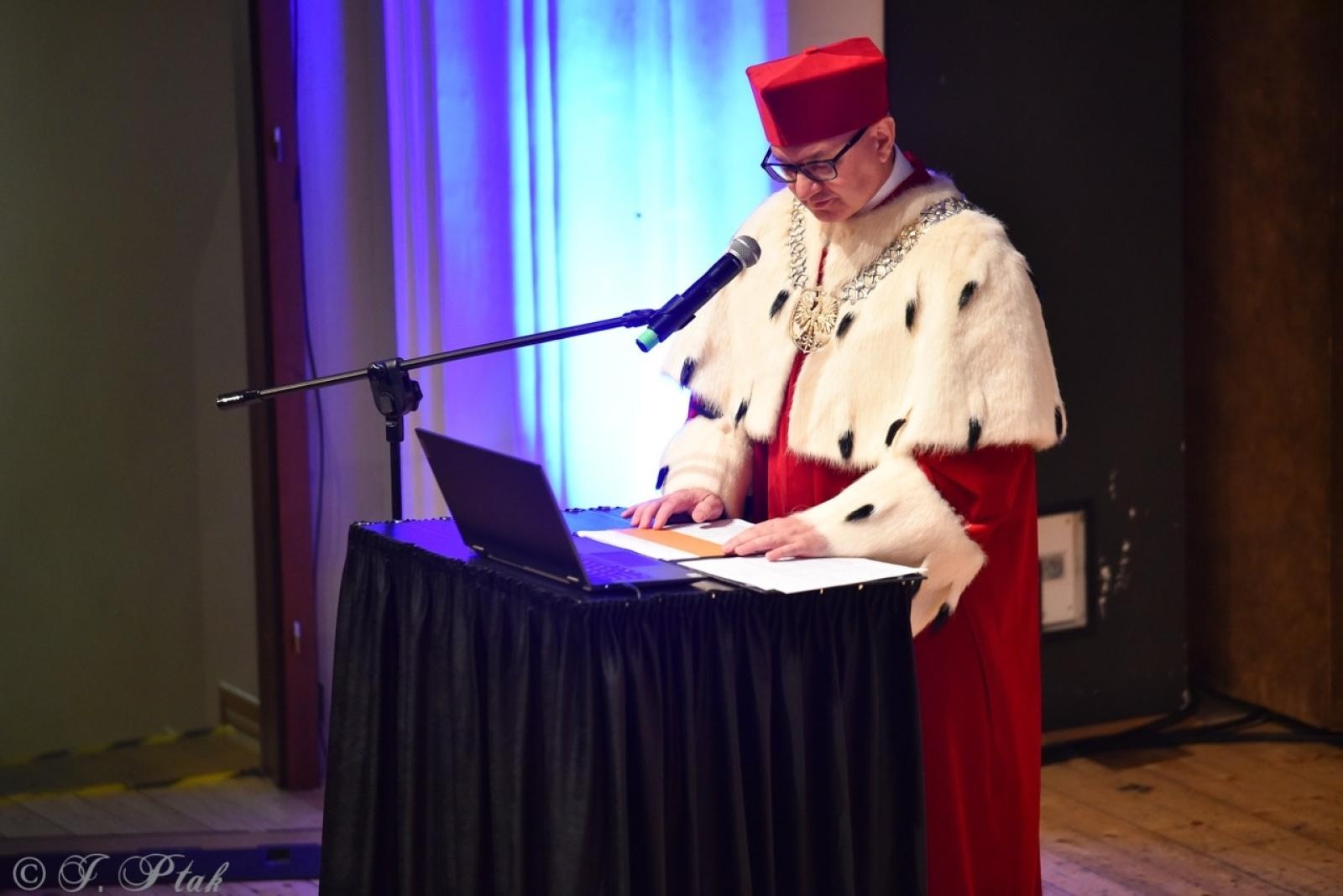 Zdjęcie w galerii na portalu naszraciborz.pl: Raciborska Akademia Nauk Stosowanych zainaugurowała nowy rok akademicki wiadomości z regionu