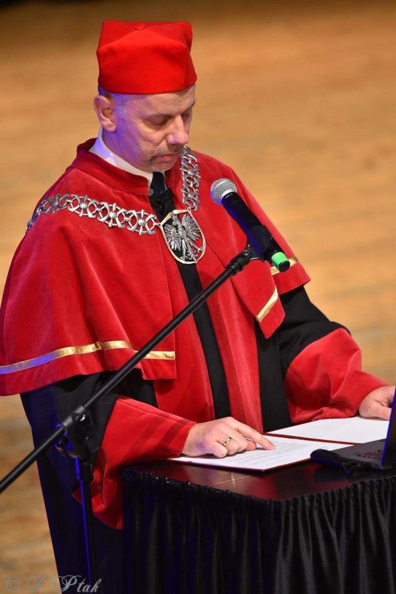 Zdjęcie w galerii na portalu naszraciborz.pl: Raciborska Akademia Nauk Stosowanych zainaugurowała nowy rok akademicki wiadomości z regionu