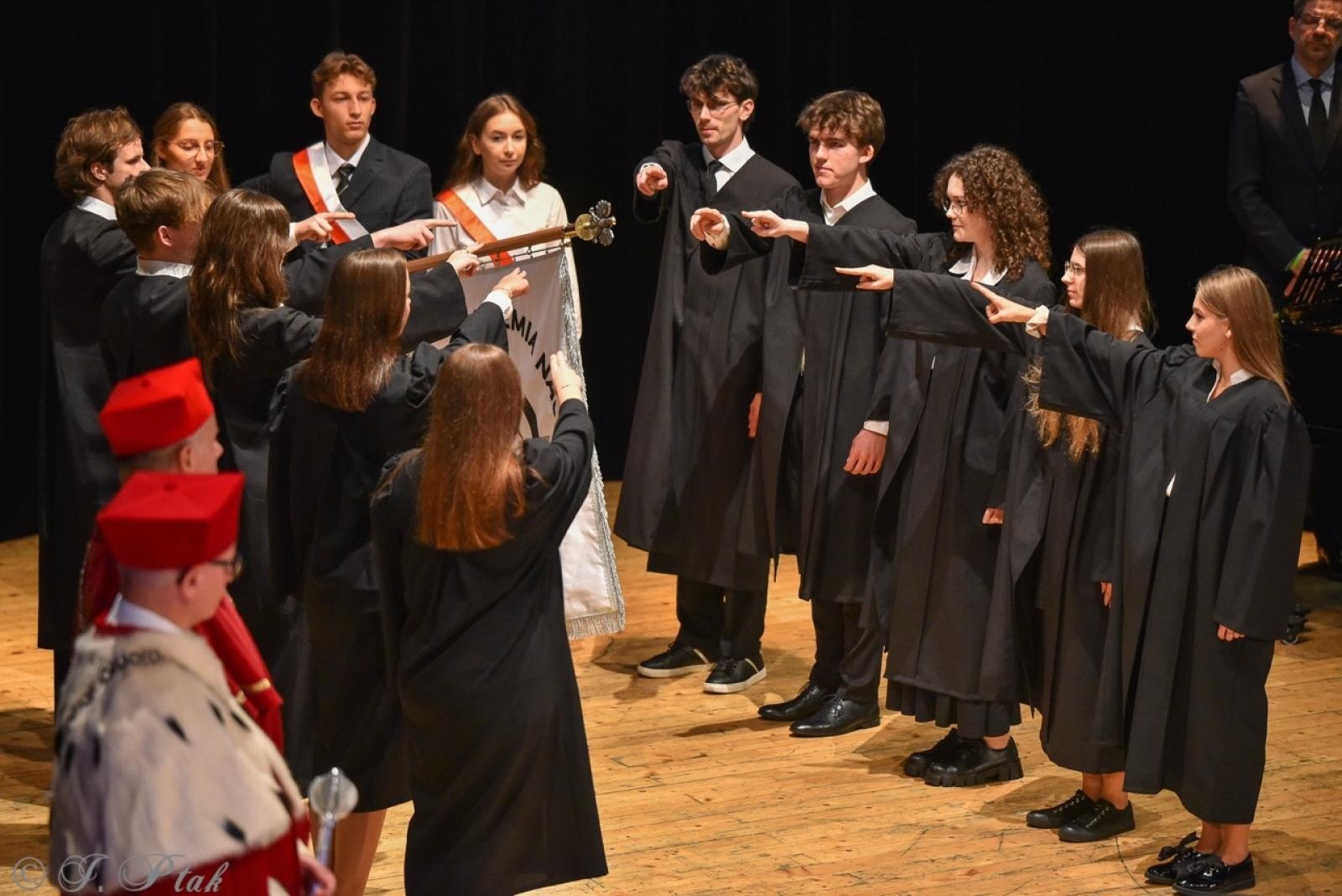 Zdjęcie w galerii na portalu naszraciborz.pl: Raciborska Akademia Nauk Stosowanych zainaugurowała nowy rok akademicki wiadomości z regionu