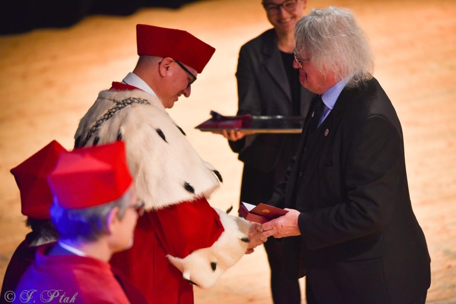 Zdjęcie w galerii na portalu naszraciborz.pl: Raciborska Akademia Nauk Stosowanych zainaugurowała nowy rok akademicki wiadomości z regionu