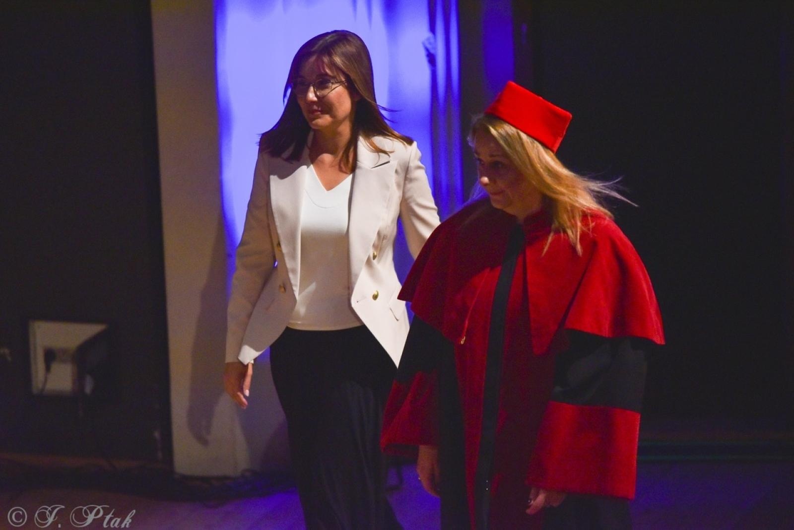 Zdjęcie w galerii na portalu naszraciborz.pl: Raciborska Akademia Nauk Stosowanych zainaugurowała nowy rok akademicki wiadomości z regionu