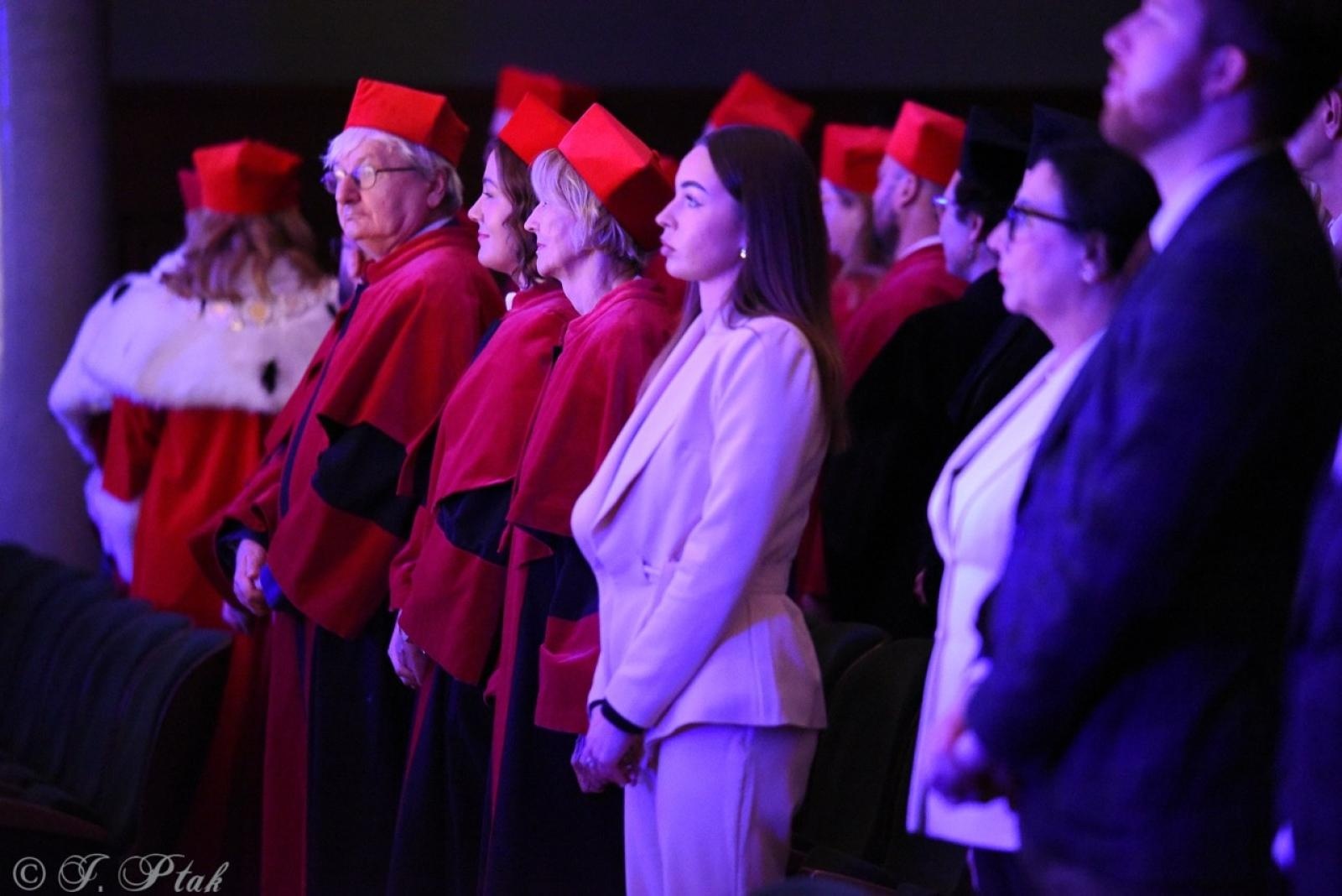 Zdjęcie w galerii na portalu naszraciborz.pl: Raciborska Akademia Nauk Stosowanych zainaugurowała nowy rok akademicki wiadomości z regionu