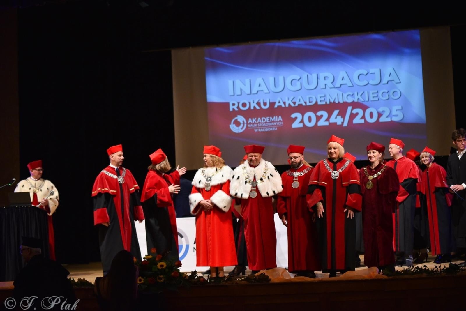 Zdjęcie w galerii na portalu naszraciborz.pl: Raciborska Akademia Nauk Stosowanych zainaugurowała nowy rok akademicki wiadomości z regionu