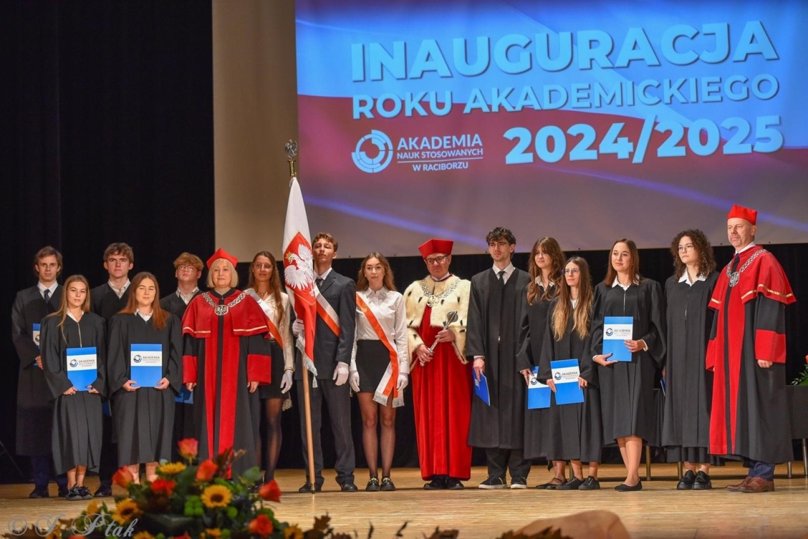 Zdjęcie w galerii na portalu naszraciborz.pl: Raciborska Akademia Nauk Stosowanych zainaugurowała nowy rok akademicki wiadomości z regionu