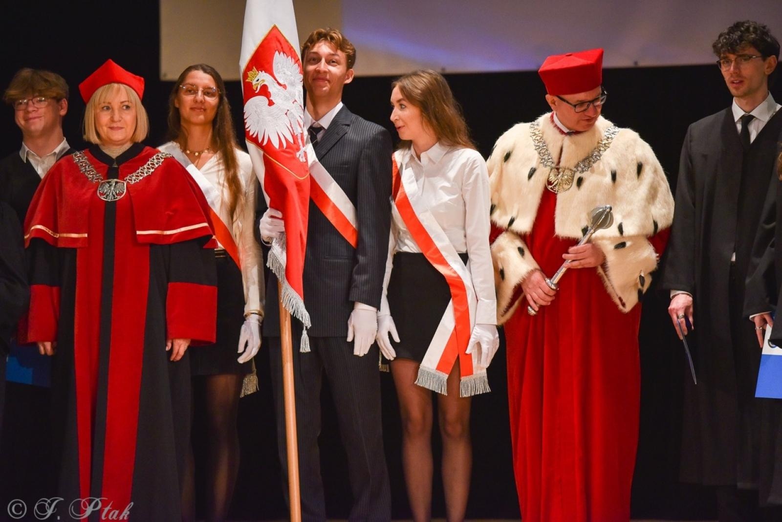 Zdjęcie w galerii na portalu naszraciborz.pl: Raciborska Akademia Nauk Stosowanych zainaugurowała nowy rok akademicki wiadomości z regionu