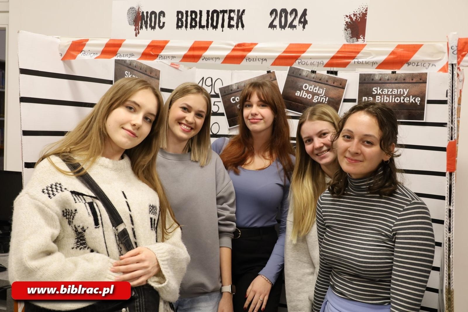 Zdjęcie w galerii na portalu naszraciborz.pl: Tajemniczy Żniwiarz i śledztwo w bibliotece! Noc kryminalnych zagadek w Raciborzu wiadomości z regionu