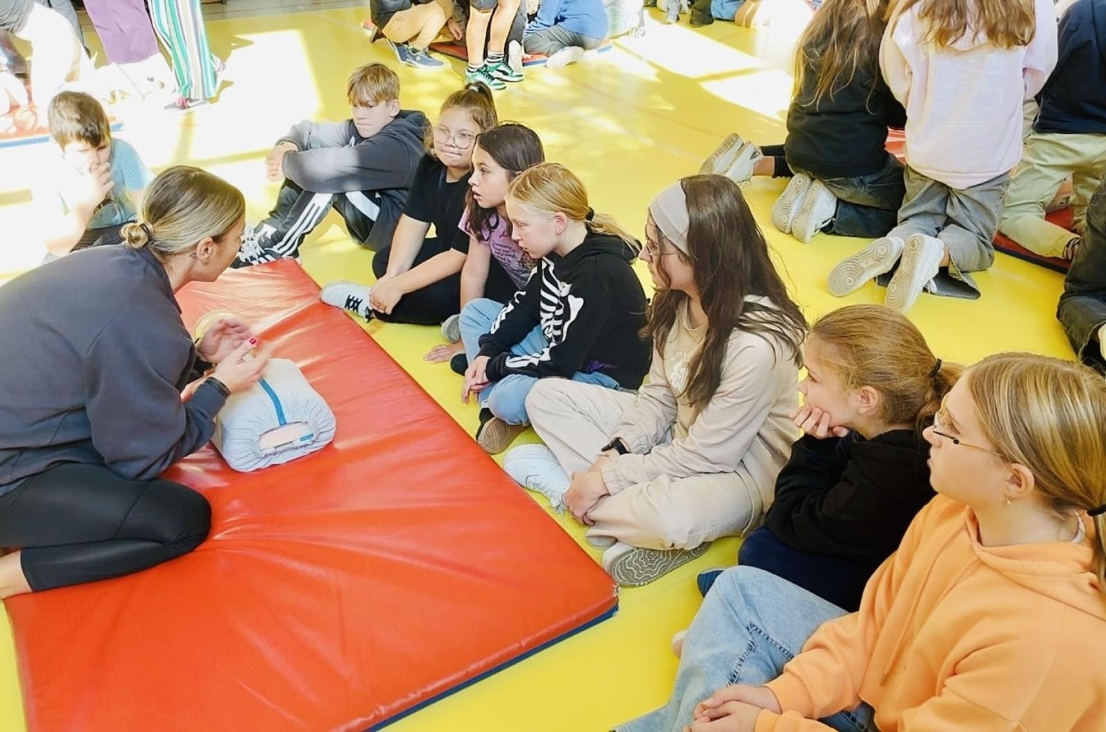 Zdjęcie w galerii na portalu naszraciborz.pl: #UczymyRatować w SP1 wiadomości z regionu