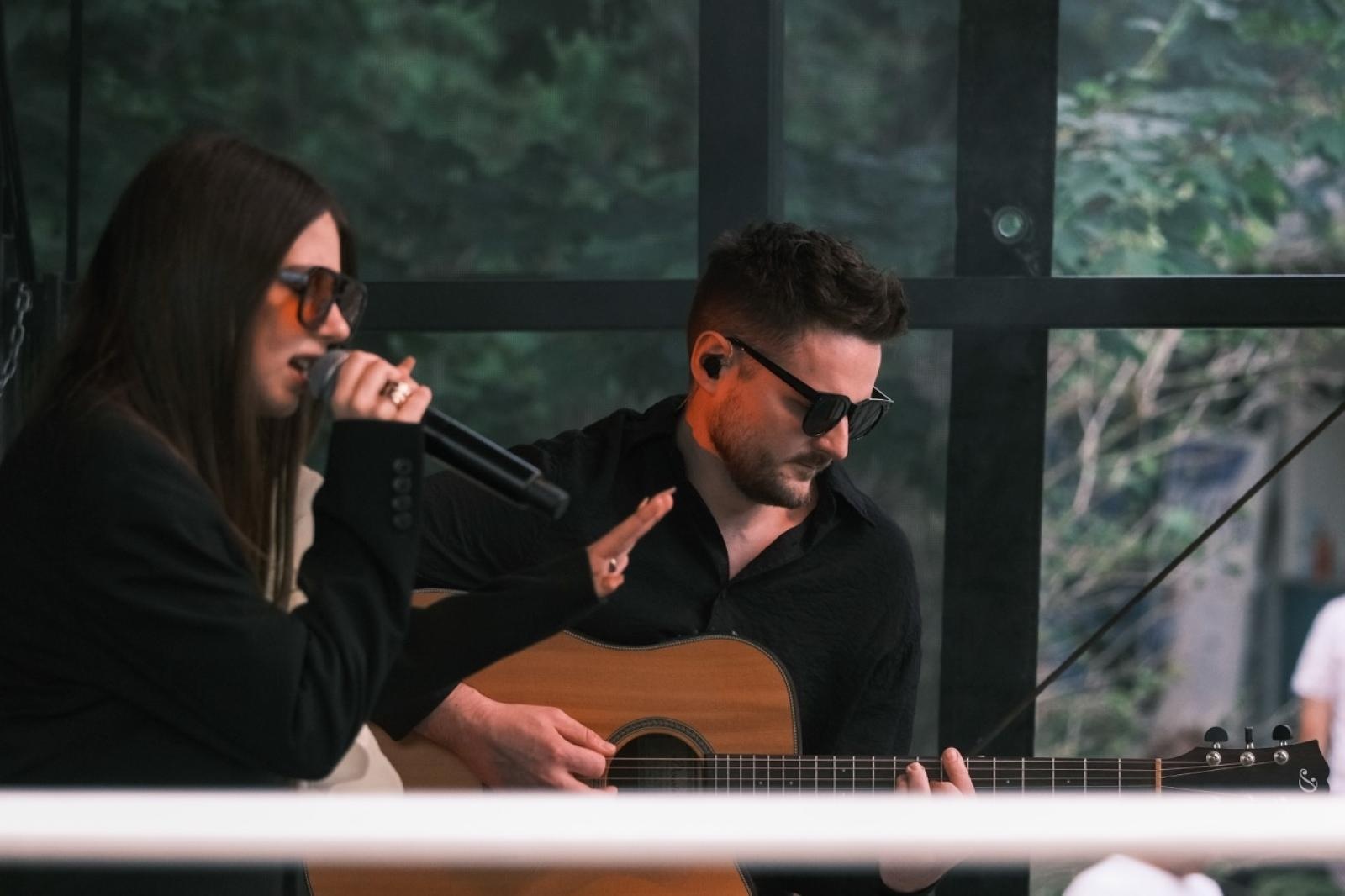 Zdjęcie w galerii na portalu naszraciborz.pl: EMI unplugged. Pierwszy koncert w zamkowej piwnicy wiadomości z regionu