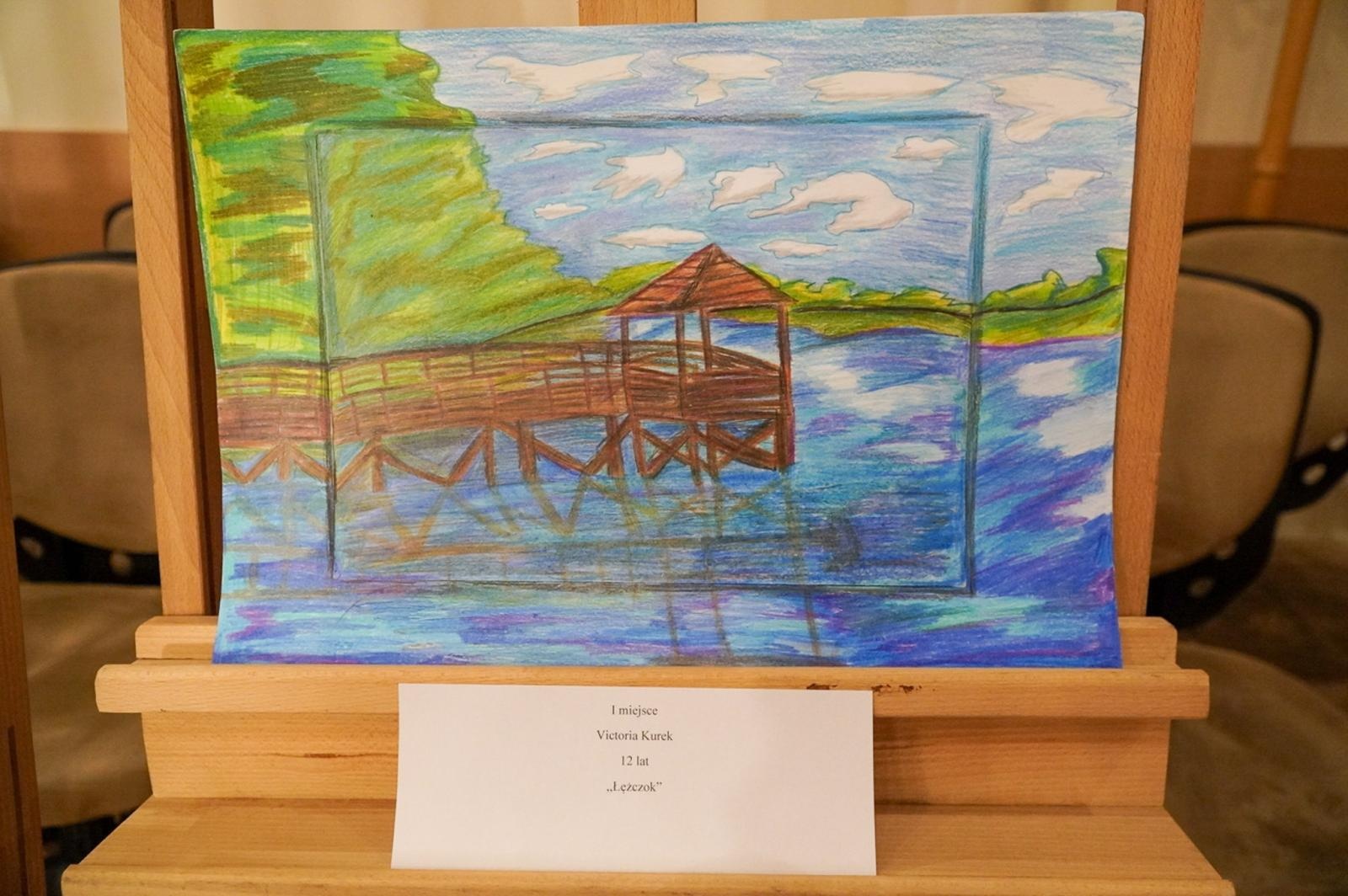 Zdjęcie w galerii na portalu naszraciborz.pl: Nagrodzono laureatów konkursu plastycznego Moje wakacyjne wspomnienia z Raciborza wiadomości z regionu