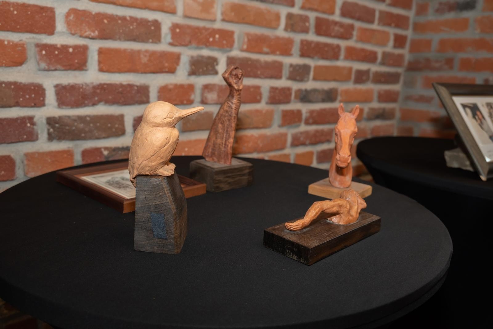 Zdjęcie w galerii na portalu naszraciborz.pl: Inauguracja Roku Kulturalnego Gminy Krzyżanowice. Nagroda dla twórcy pomnika Eichendorffa wiadomości z regionu