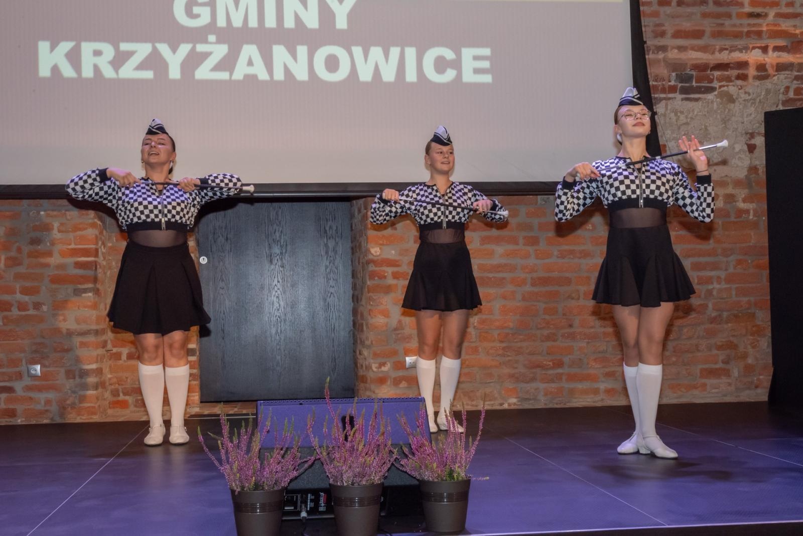 Zdjęcie w galerii na portalu naszraciborz.pl: Inauguracja Roku Kulturalnego Gminy Krzyżanowice. Nagroda dla twórcy pomnika Eichendorffa wiadomości z regionu