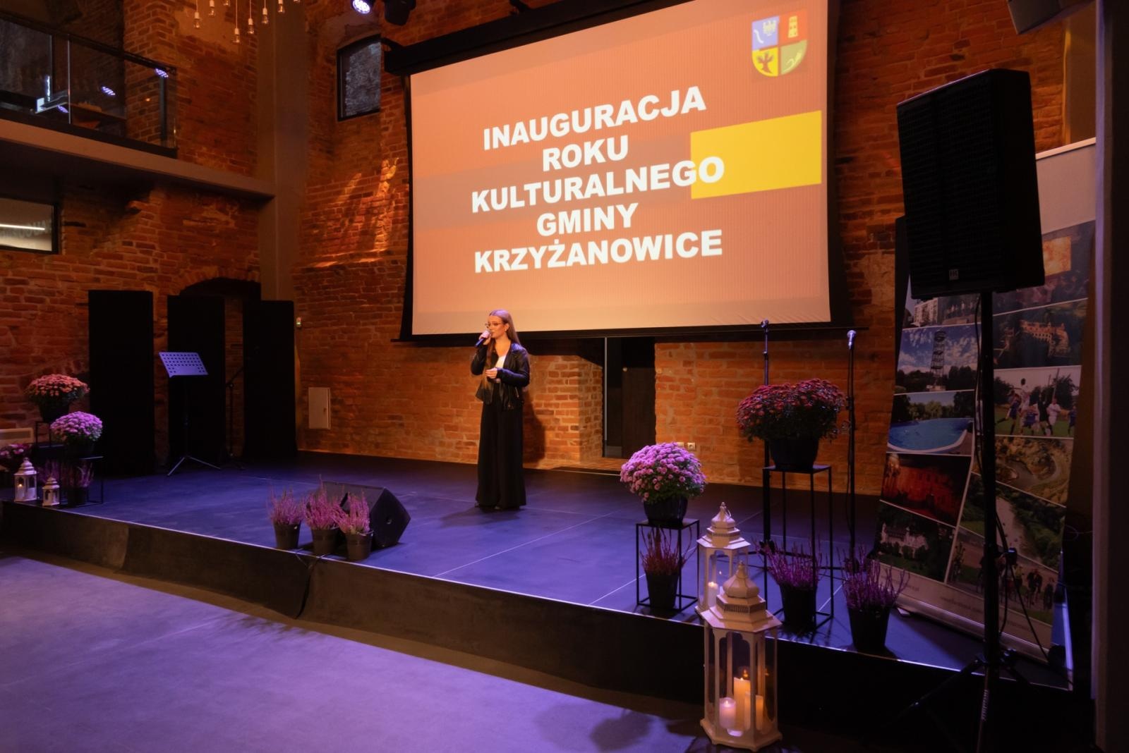 Zdjęcie w galerii na portalu naszraciborz.pl: Inauguracja Roku Kulturalnego Gminy Krzyżanowice. Nagroda dla twórcy pomnika Eichendorffa wiadomości z regionu