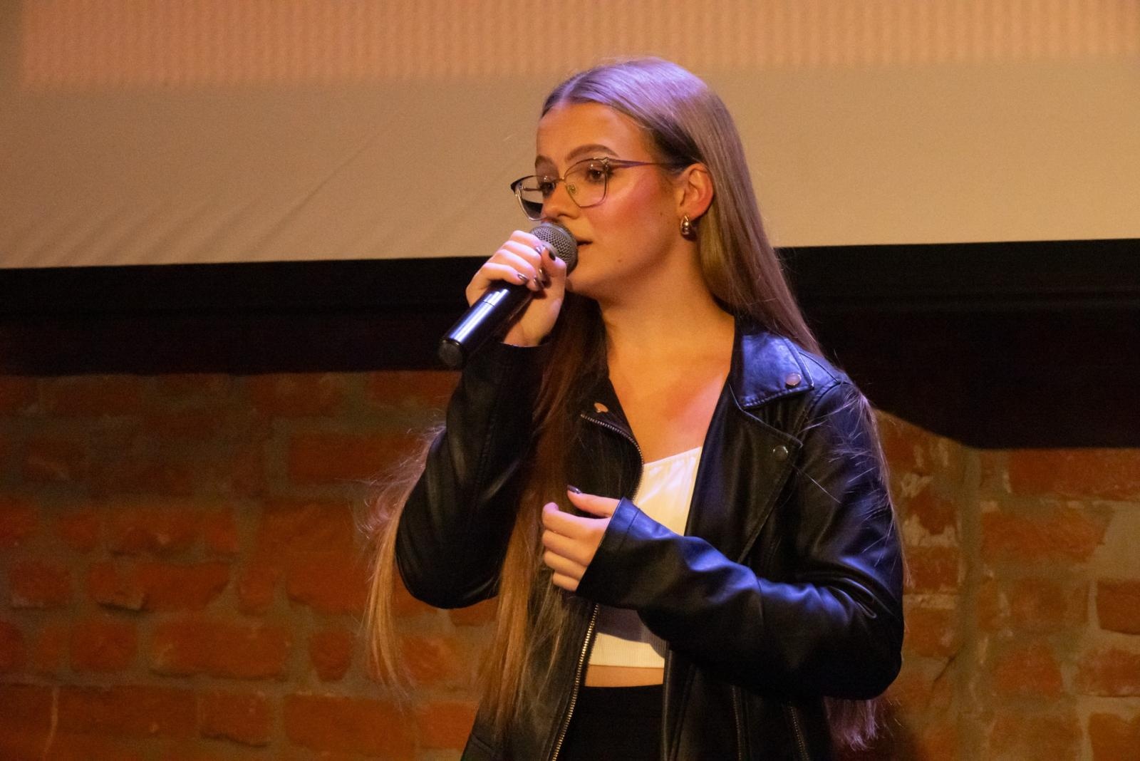 Zdjęcie w galerii na portalu naszraciborz.pl: Inauguracja Roku Kulturalnego Gminy Krzyżanowice. Nagroda dla twórcy pomnika Eichendorffa wiadomości z regionu