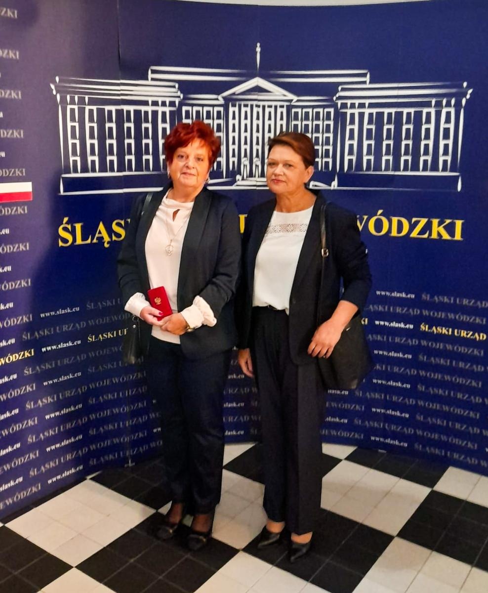 Zdjęcie w galerii na portalu naszraciborz.pl: Dyrektorki przedszkoli z Medalem KEN wiadomości z regionu