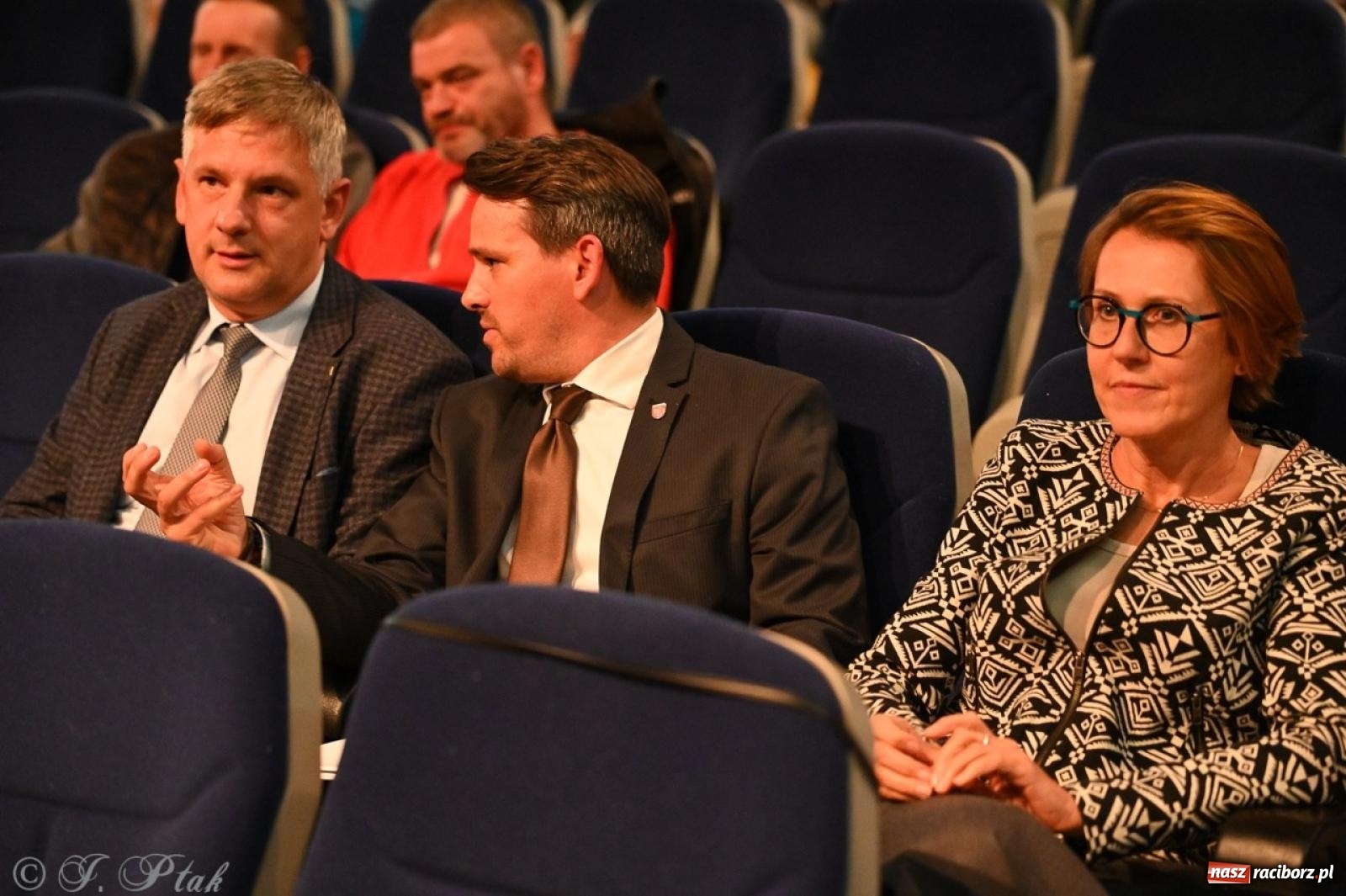 Zdjęcie w galerii na portalu naszraciborz.pl: Wystawa, tort i Bruce Lee. Kino Bałtyk świętuje 100-lecie  wiadomości z regionu