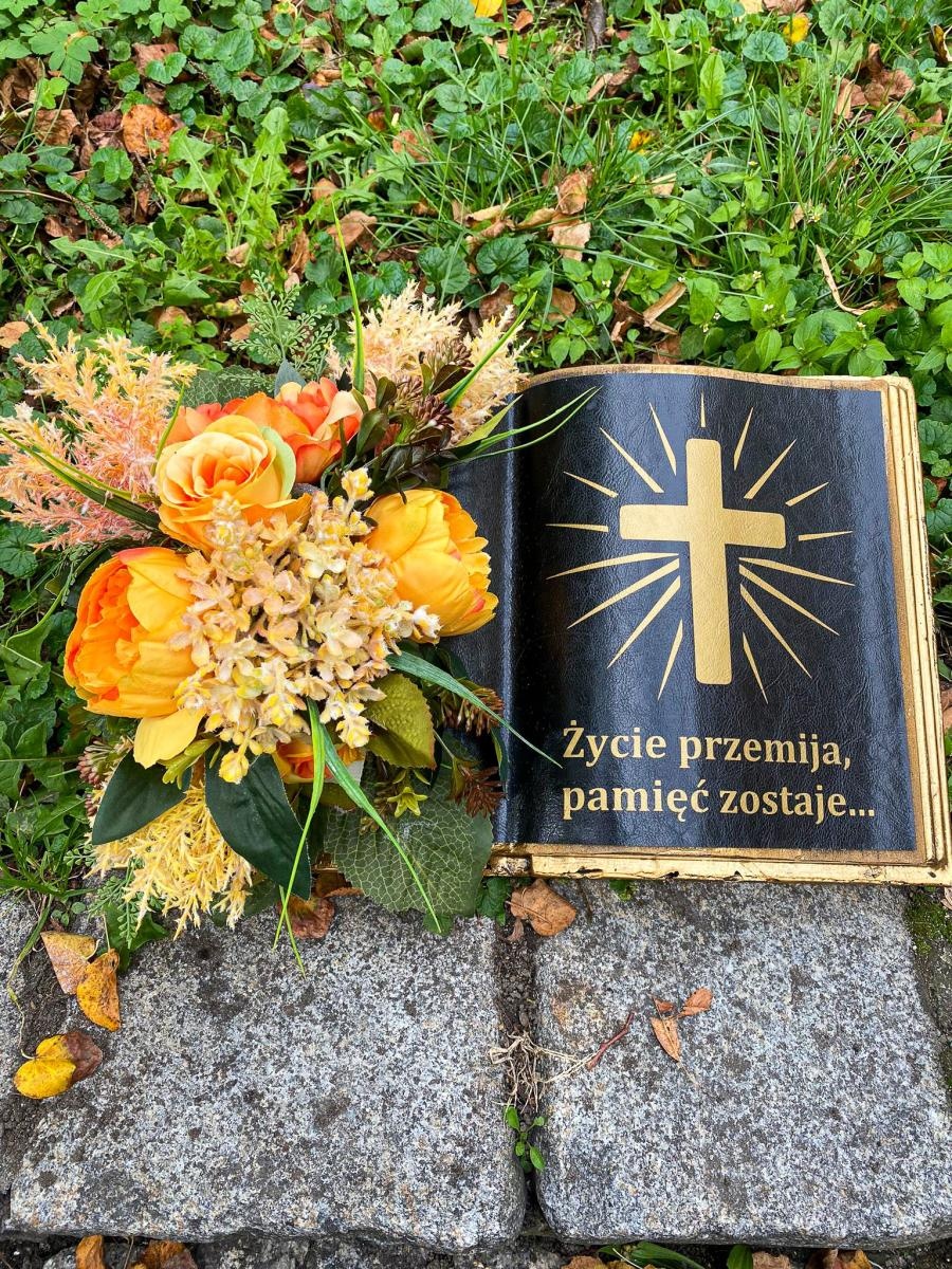 Zdjęcie w galerii na portalu naszraciborz.pl: Kiermasz przed Wszystkimi Świętymi w Raciborzu – tradycja, jakość, wybór wiadomości z regionu