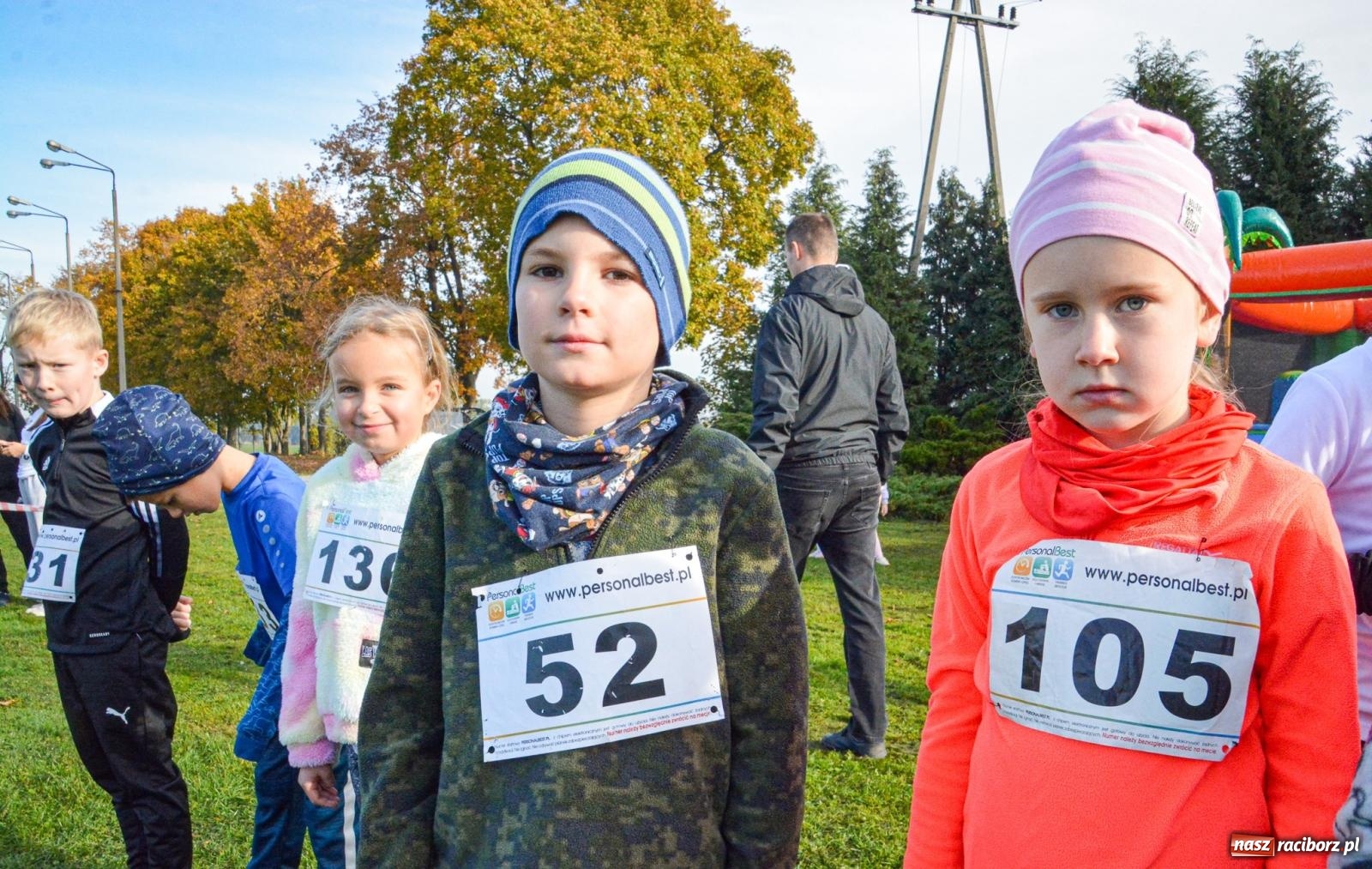 Zdjęcie w galerii na portalu naszraciborz.pl: Rywalizacja i rekreacja. Rodzinny piknik biegowy w Pietrowicach Wielkich wiadomości z regionu