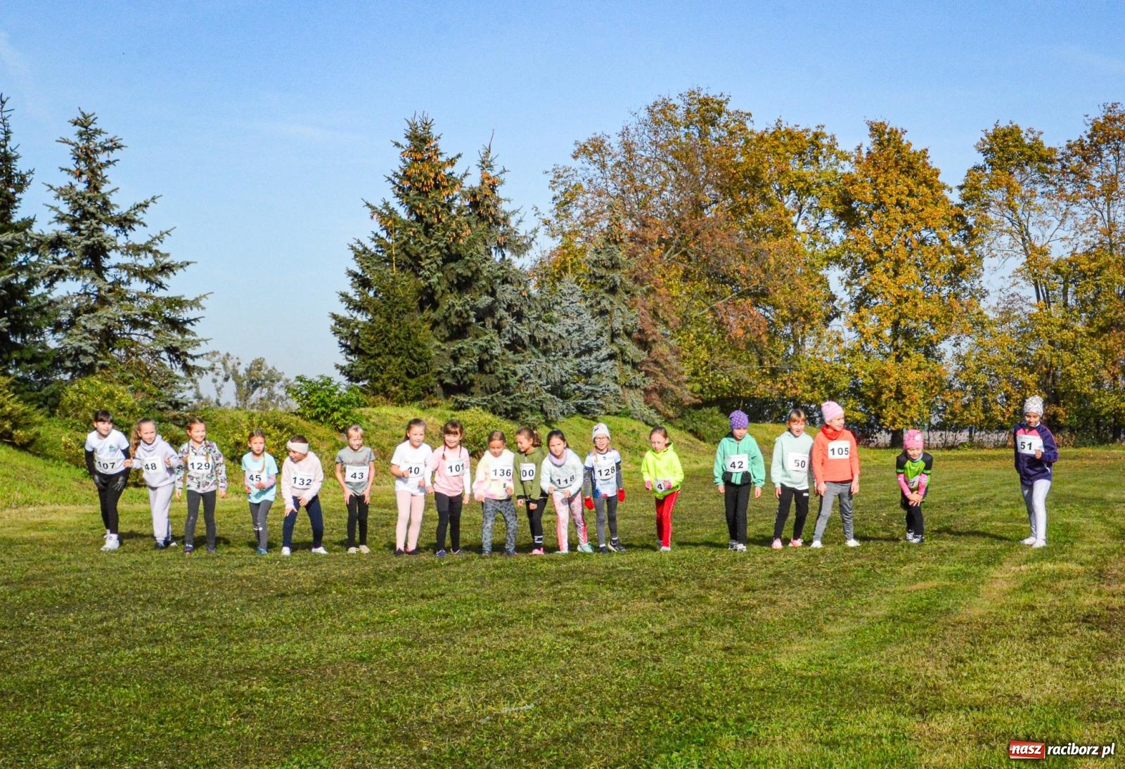 Zdjęcie w galerii na portalu naszraciborz.pl: Rywalizacja i rekreacja. Rodzinny piknik biegowy w Pietrowicach Wielkich wiadomości z regionu