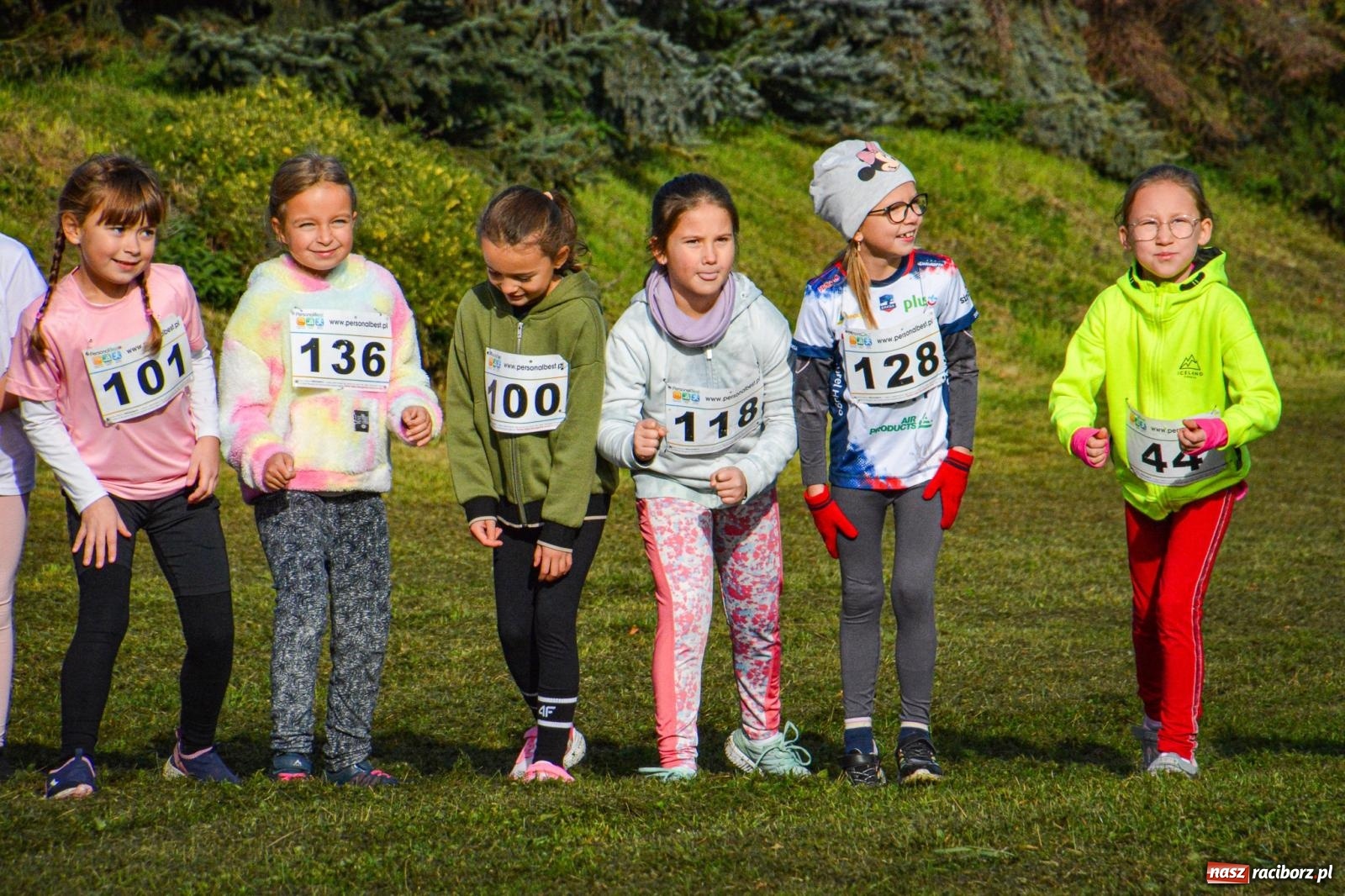 Zdjęcie w galerii na portalu naszraciborz.pl: Rywalizacja i rekreacja. Rodzinny piknik biegowy w Pietrowicach Wielkich wiadomości z regionu