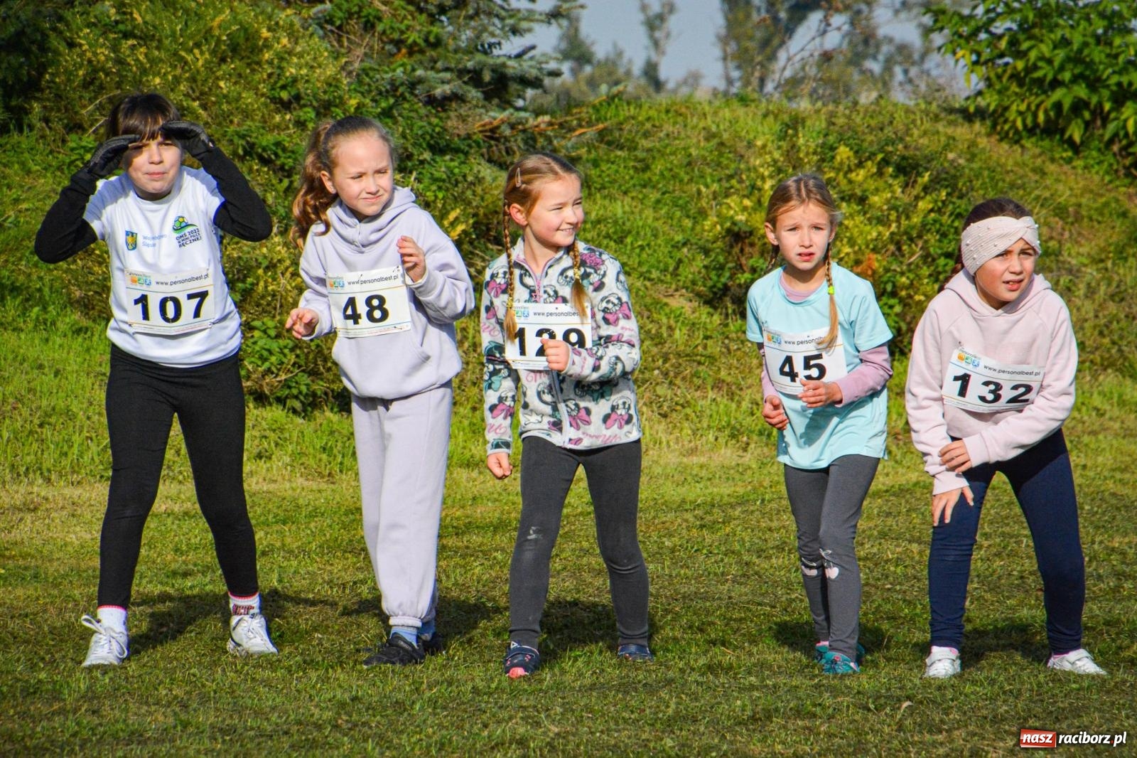 Zdjęcie w galerii na portalu naszraciborz.pl: Rywalizacja i rekreacja. Rodzinny piknik biegowy w Pietrowicach Wielkich wiadomości z regionu