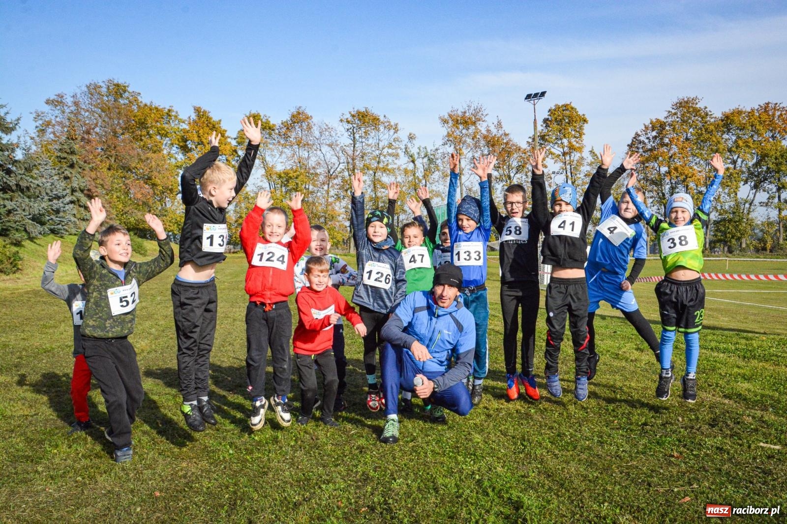 Zdjęcie w galerii na portalu naszraciborz.pl: Rywalizacja i rekreacja. Rodzinny piknik biegowy w Pietrowicach Wielkich wiadomości z regionu