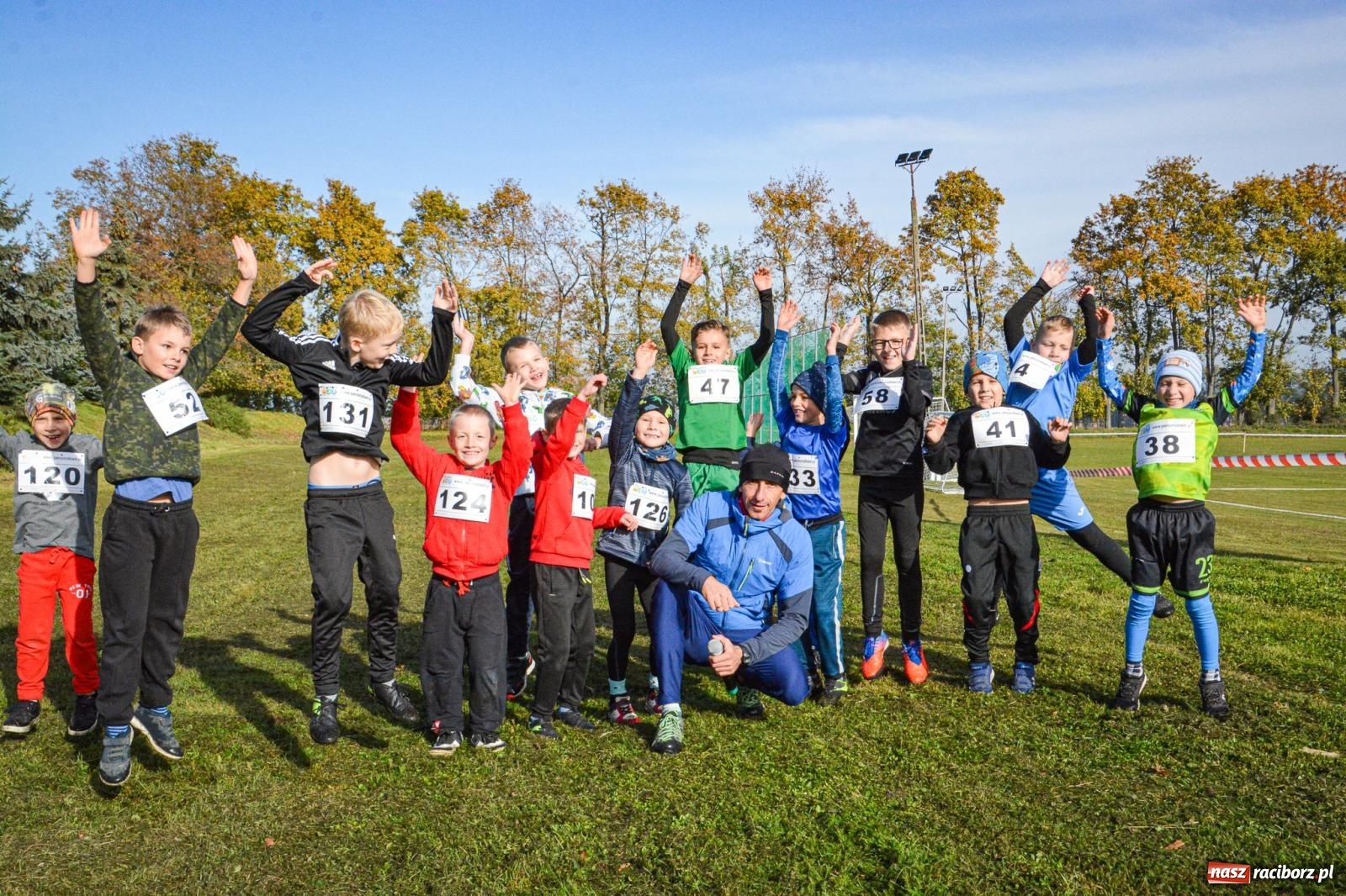 Zdjęcie w galerii na portalu naszraciborz.pl: Rywalizacja i rekreacja. Rodzinny piknik biegowy w Pietrowicach Wielkich wiadomości z regionu