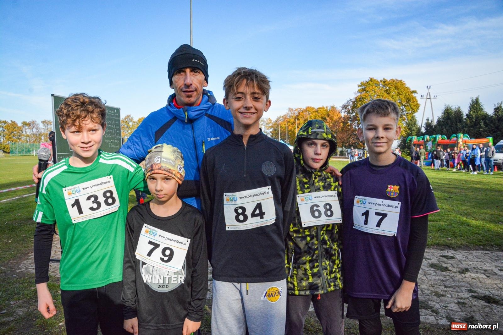 Zdjęcie w galerii na portalu naszraciborz.pl: Rywalizacja i rekreacja. Rodzinny piknik biegowy w Pietrowicach Wielkich wiadomości z regionu