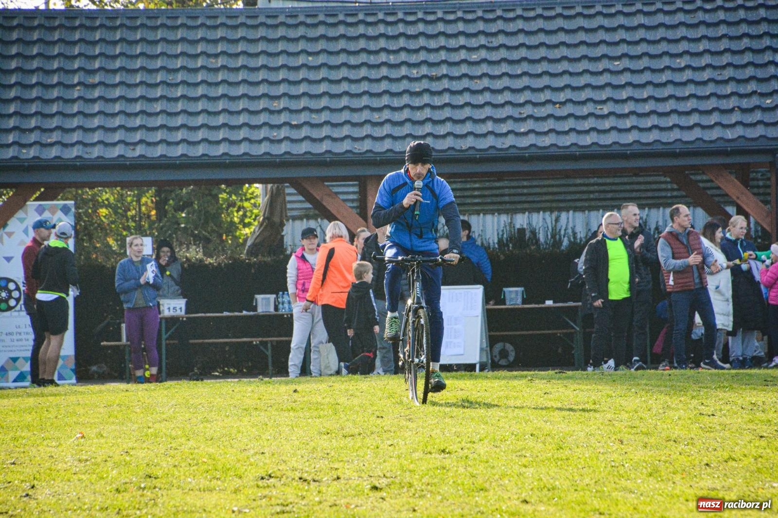 Zdjęcie w galerii na portalu naszraciborz.pl: Rywalizacja i rekreacja. Rodzinny piknik biegowy w Pietrowicach Wielkich wiadomości z regionu