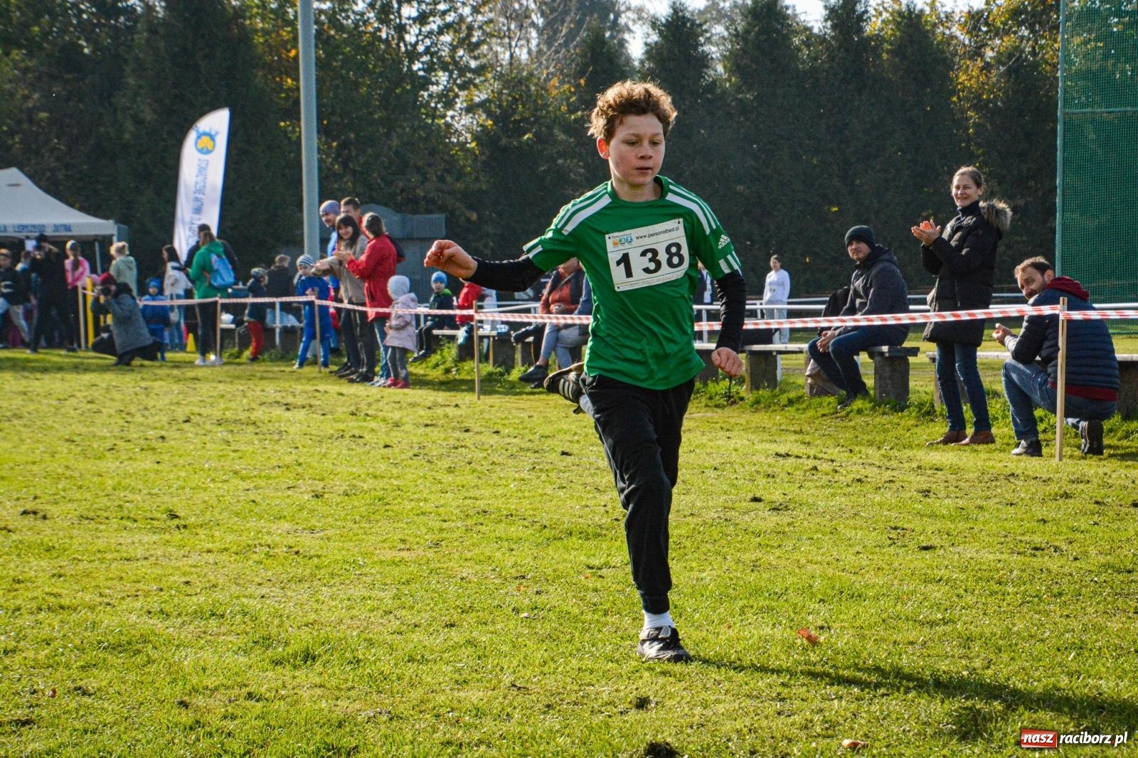 Zdjęcie w galerii na portalu naszraciborz.pl: Rywalizacja i rekreacja. Rodzinny piknik biegowy w Pietrowicach Wielkich wiadomości z regionu