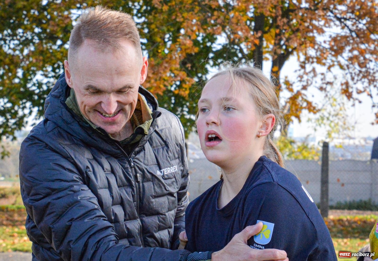 Zdjęcie w galerii na portalu naszraciborz.pl: Rywalizacja i rekreacja. Rodzinny piknik biegowy w Pietrowicach Wielkich wiadomości z regionu