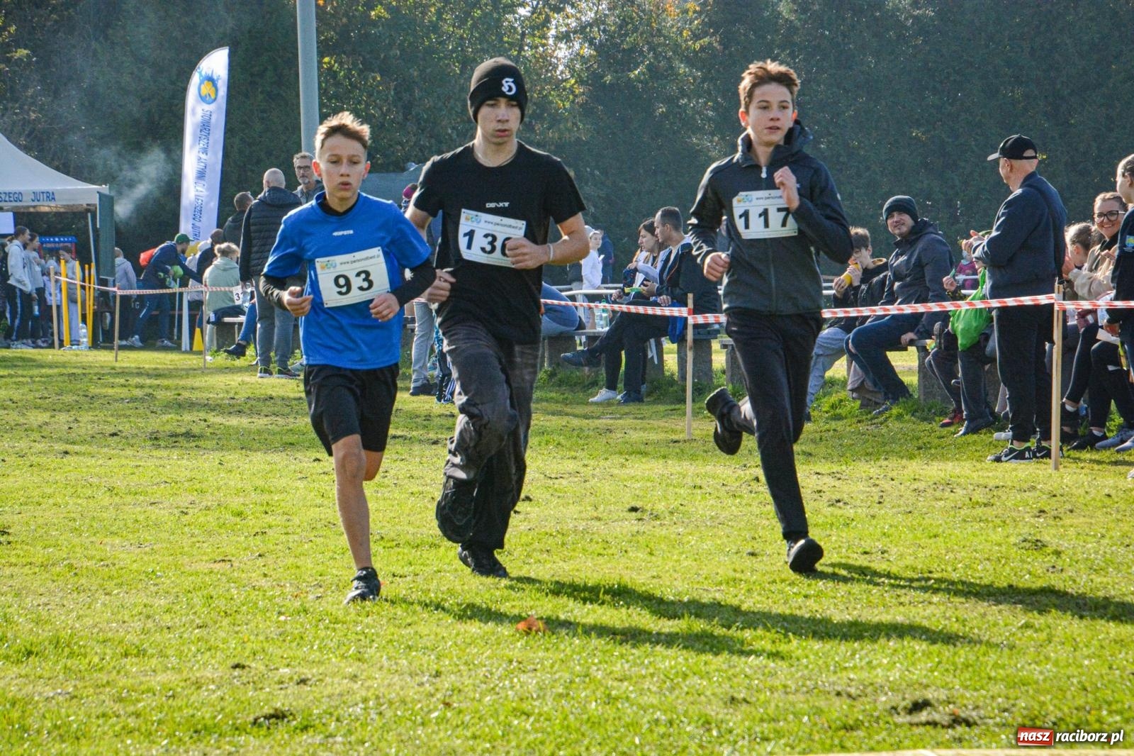 Zdjęcie w galerii na portalu naszraciborz.pl: Rywalizacja i rekreacja. Rodzinny piknik biegowy w Pietrowicach Wielkich wiadomości z regionu