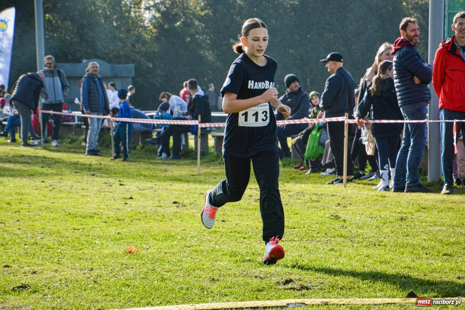 Zdjęcie w galerii na portalu naszraciborz.pl: Rywalizacja i rekreacja. Rodzinny piknik biegowy w Pietrowicach Wielkich wiadomości z regionu