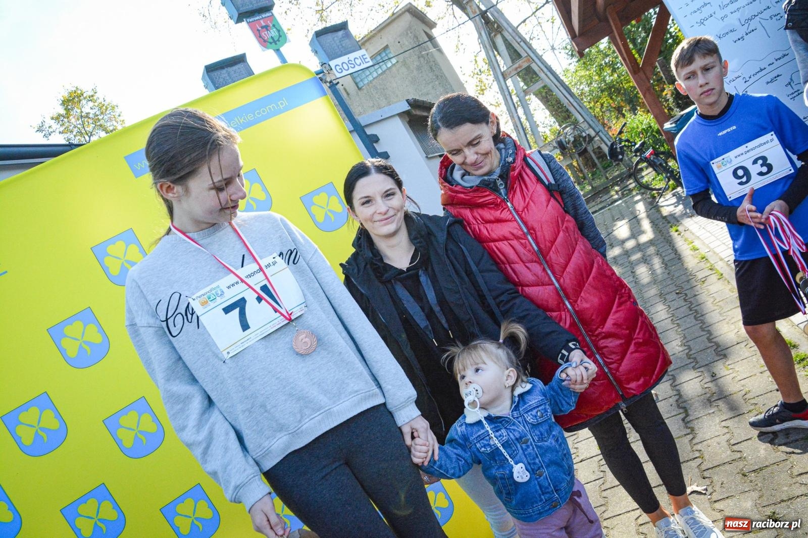 Zdjęcie w galerii na portalu naszraciborz.pl: Rywalizacja i rekreacja. Rodzinny piknik biegowy w Pietrowicach Wielkich wiadomości z regionu