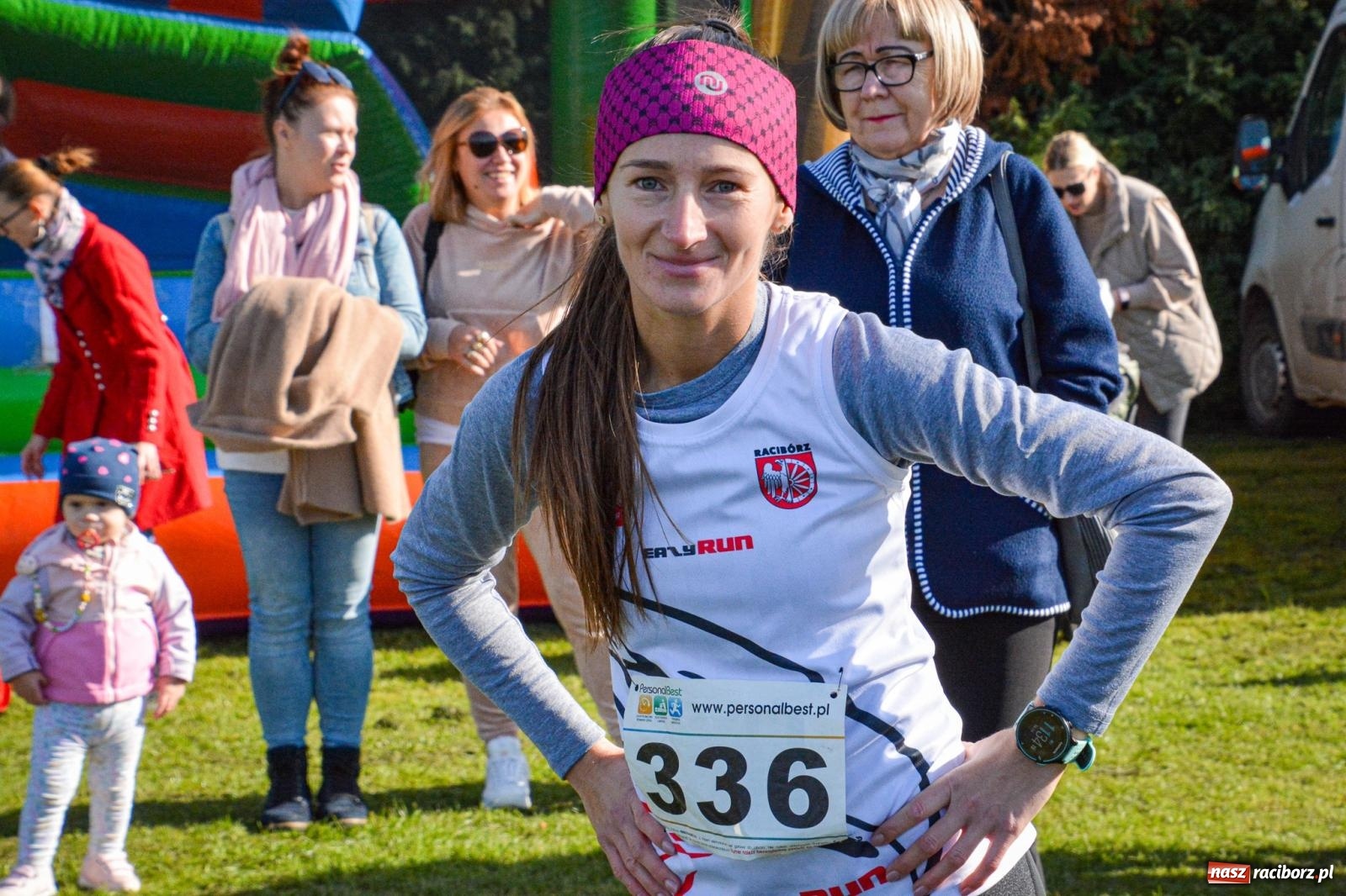 Zdjęcie w galerii na portalu naszraciborz.pl: Rywalizacja i rekreacja. Rodzinny piknik biegowy w Pietrowicach Wielkich wiadomości z regionu