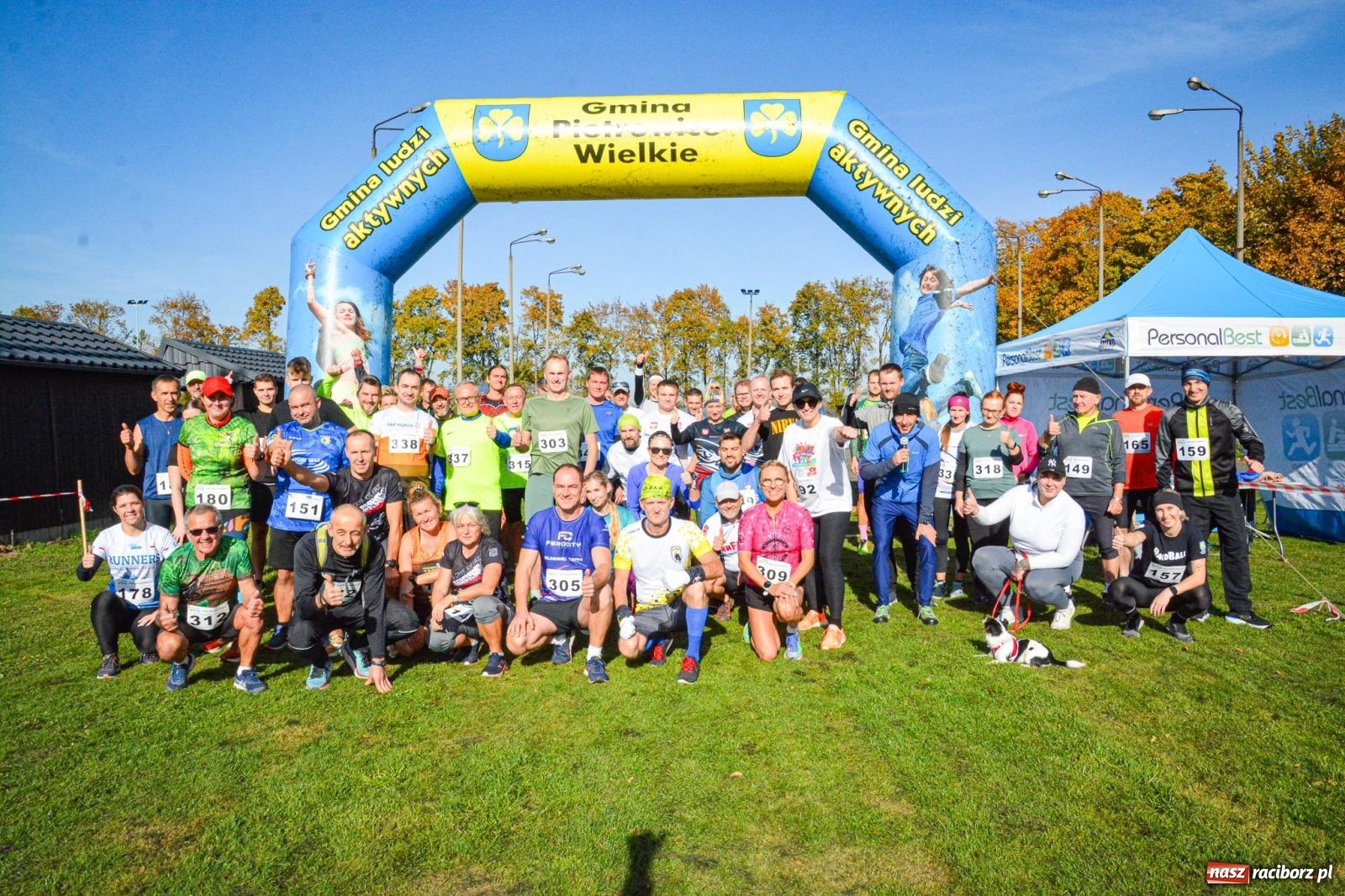 Zdjęcie w galerii na portalu naszraciborz.pl: Rywalizacja i rekreacja. Rodzinny piknik biegowy w Pietrowicach Wielkich wiadomości z regionu