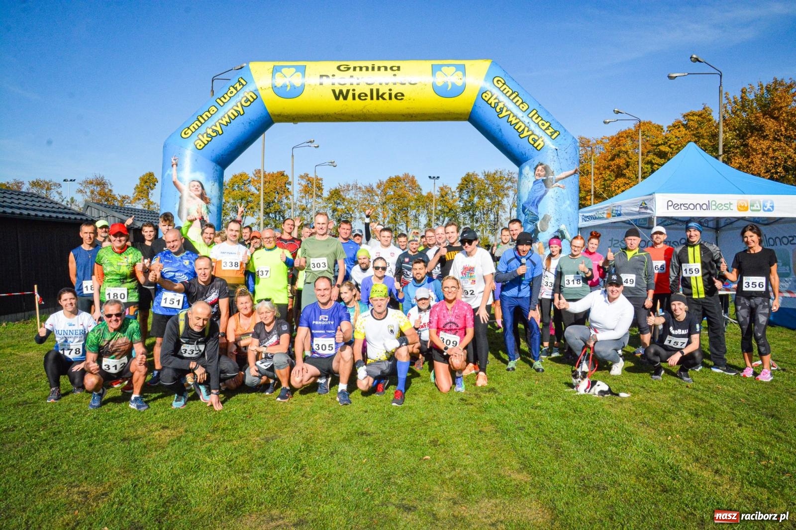 Zdjęcie w galerii na portalu naszraciborz.pl: Rywalizacja i rekreacja. Rodzinny piknik biegowy w Pietrowicach Wielkich wiadomości z regionu